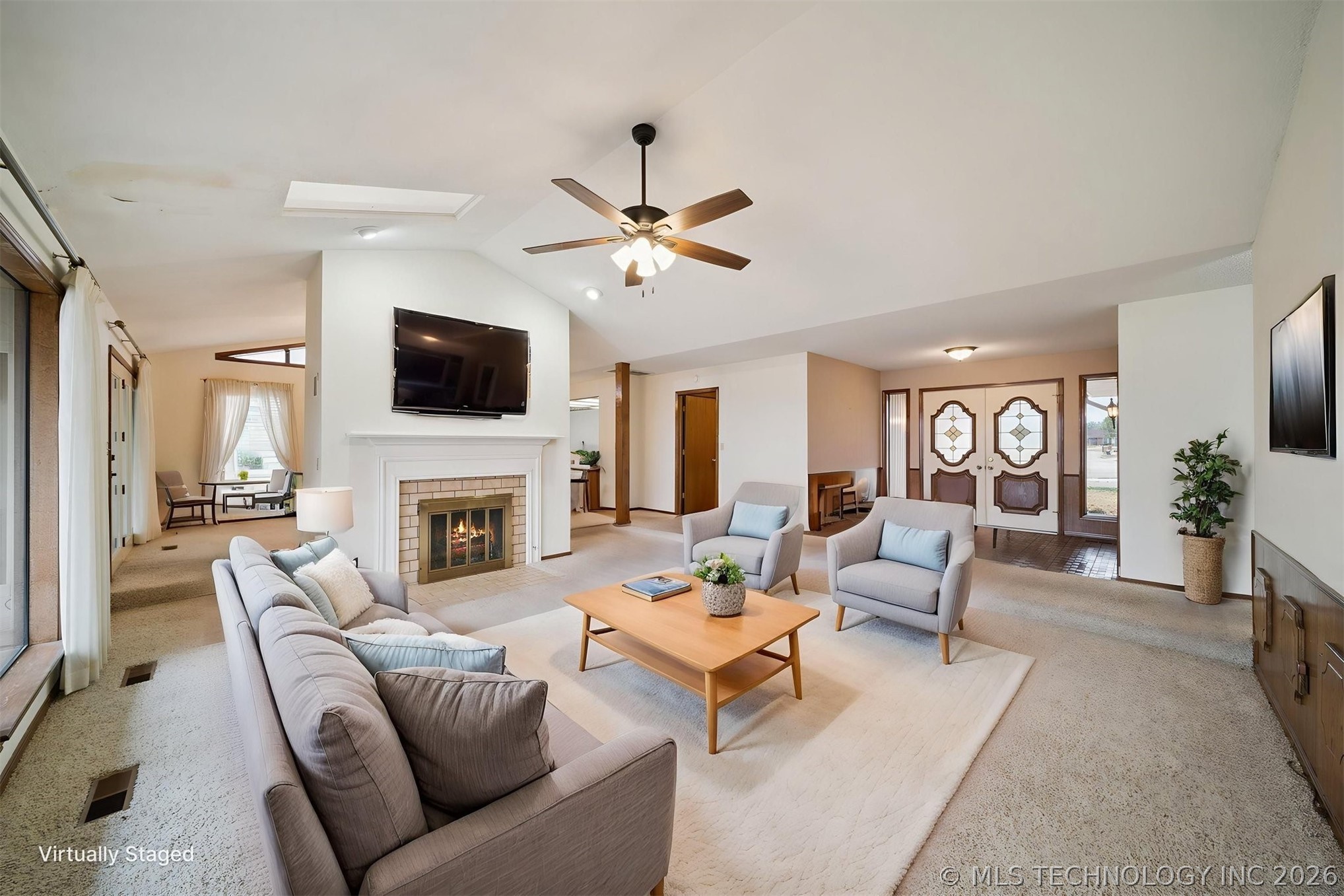 1601 Merlin Circle Property Photo 6