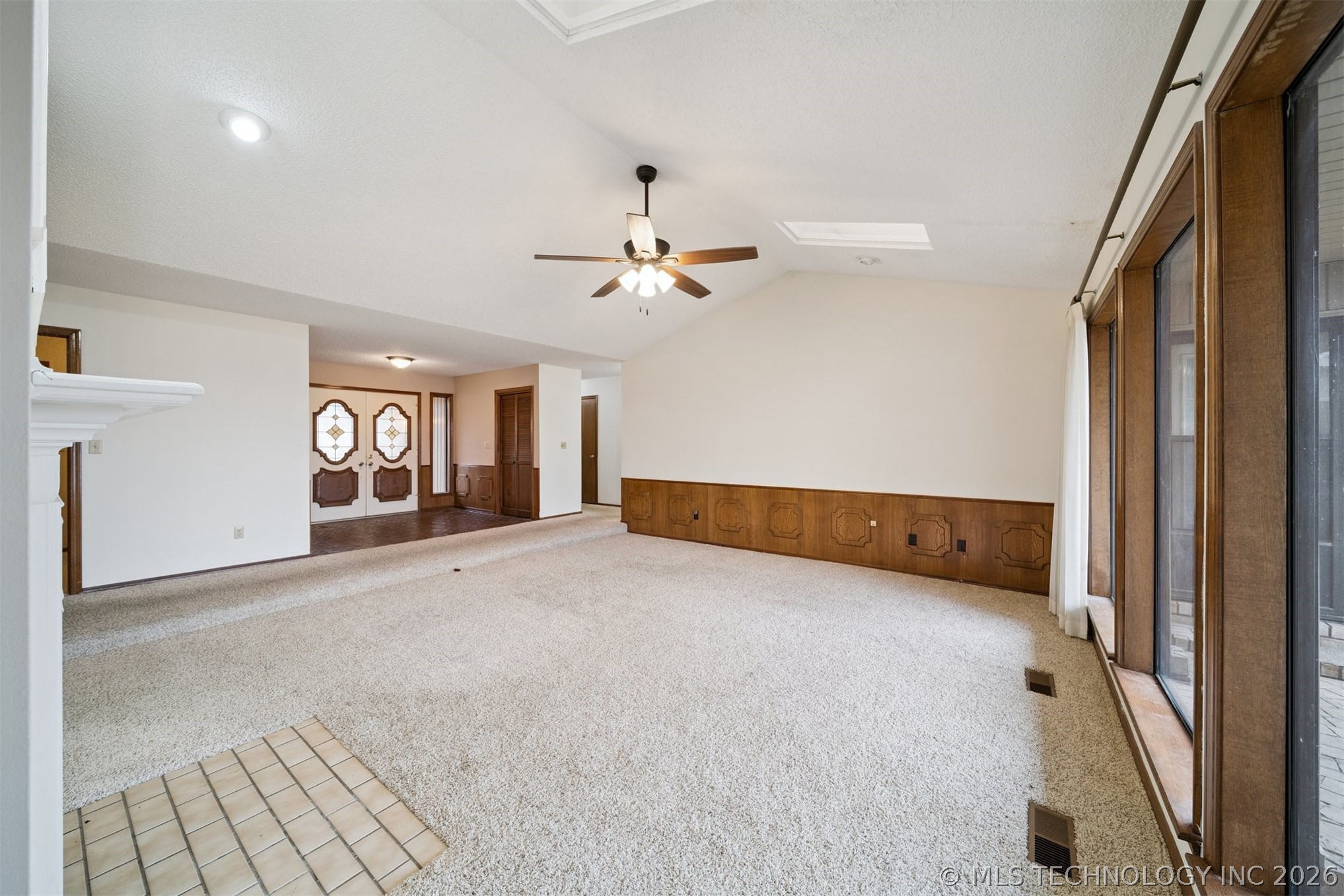 1601 Merlin Circle Property Photo 8