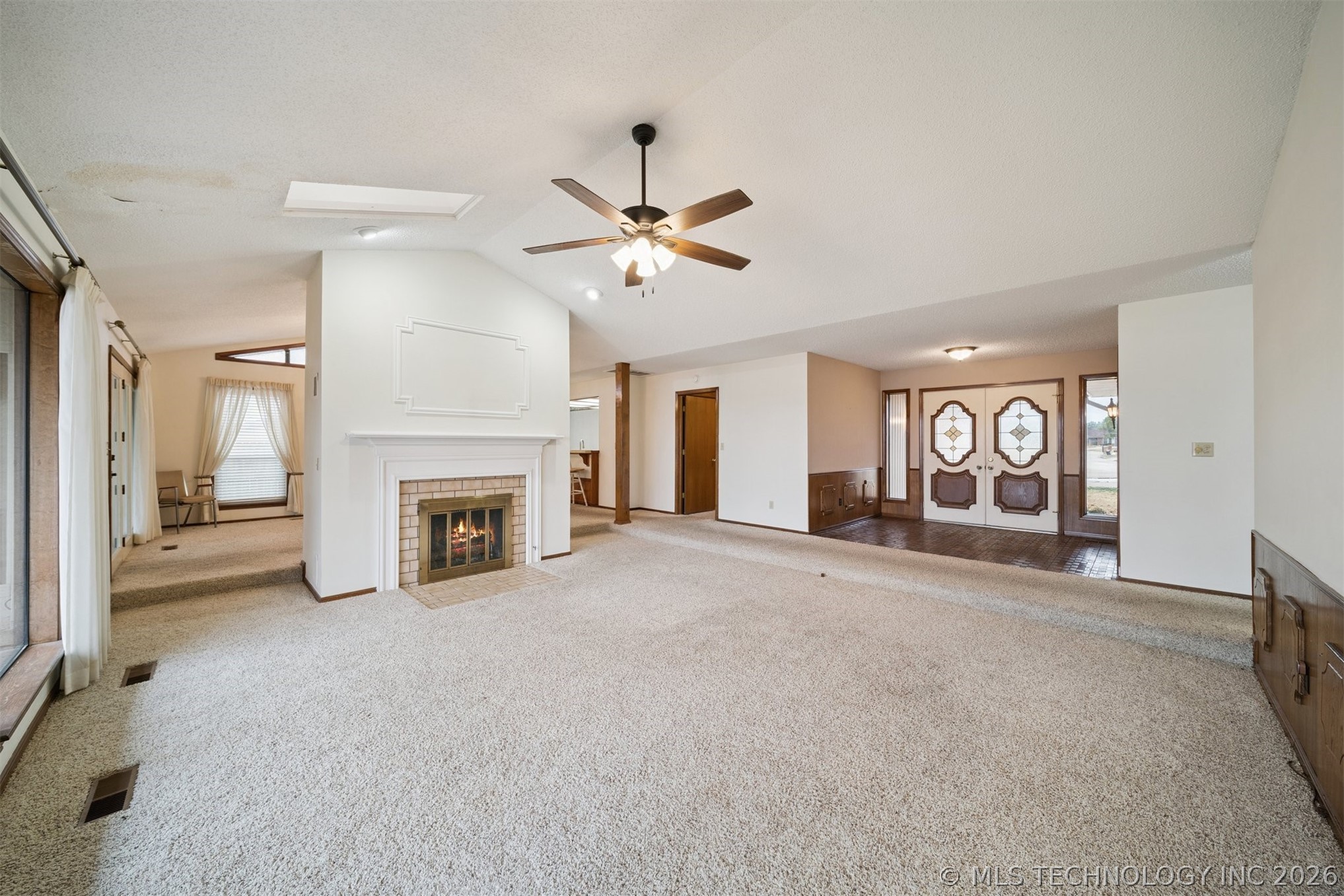 1601 Merlin Circle Property Photo 9