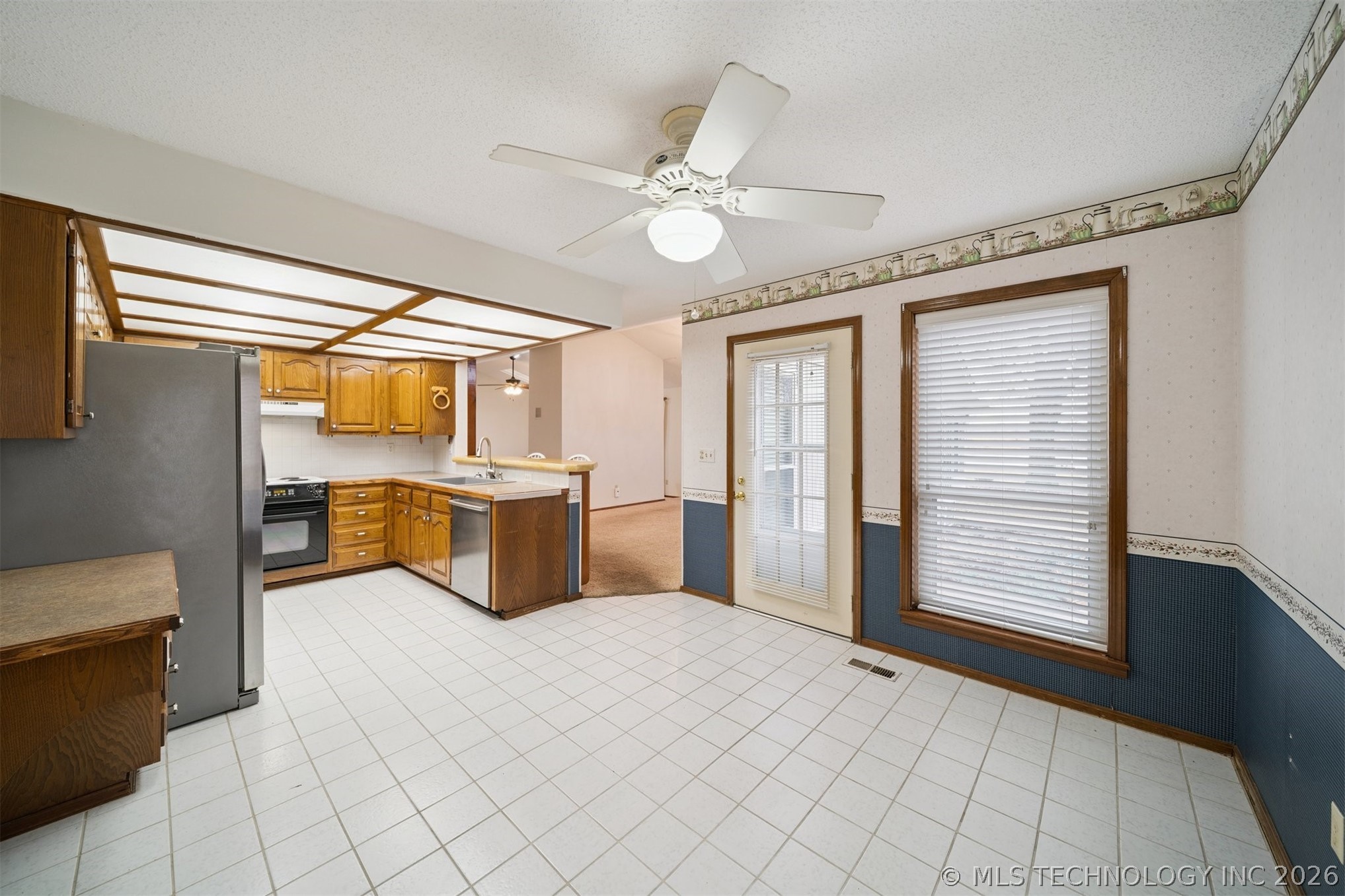 1601 Merlin Circle Property Photo 17