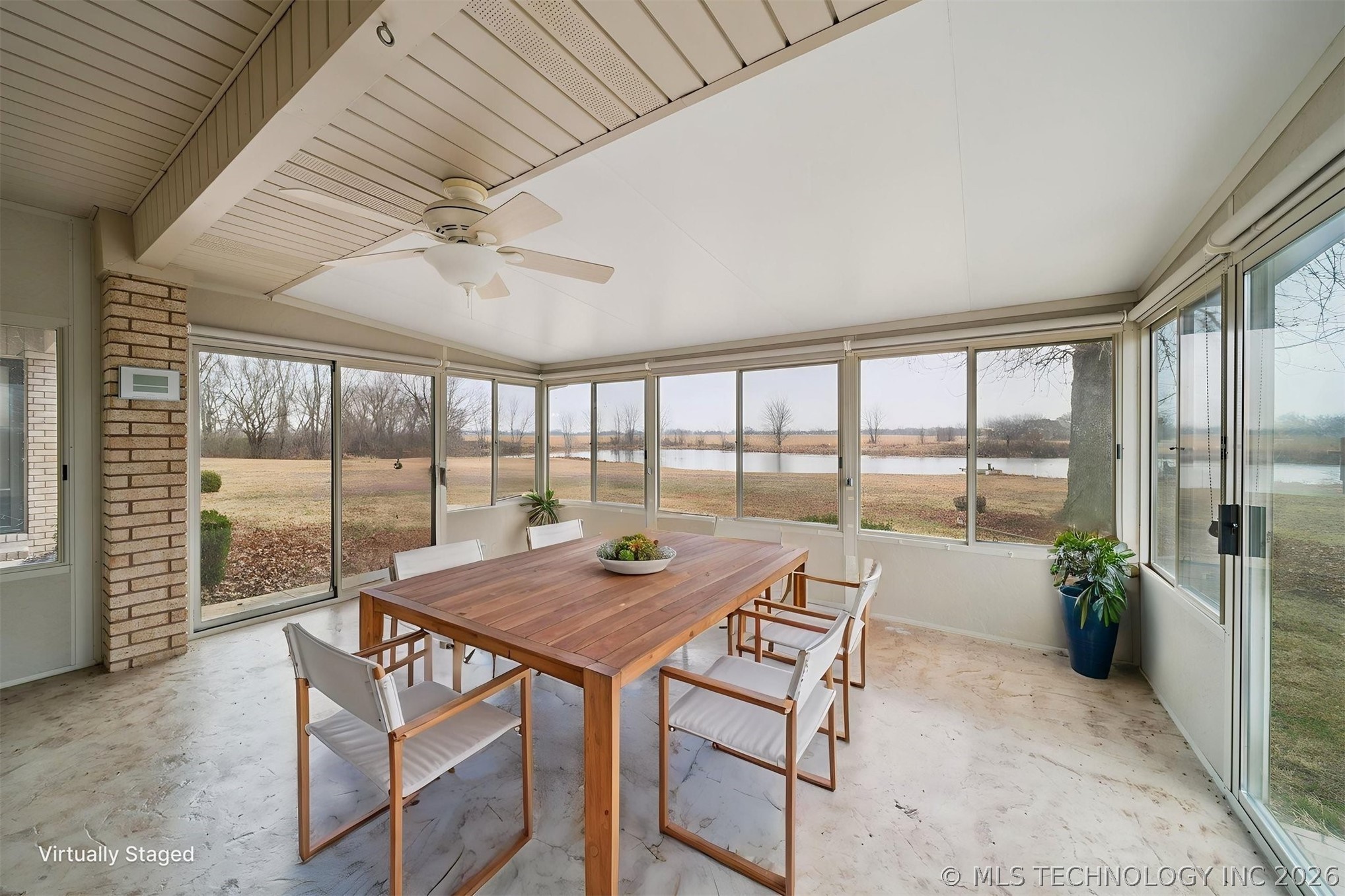 1601 Merlin Circle Property Photo 18