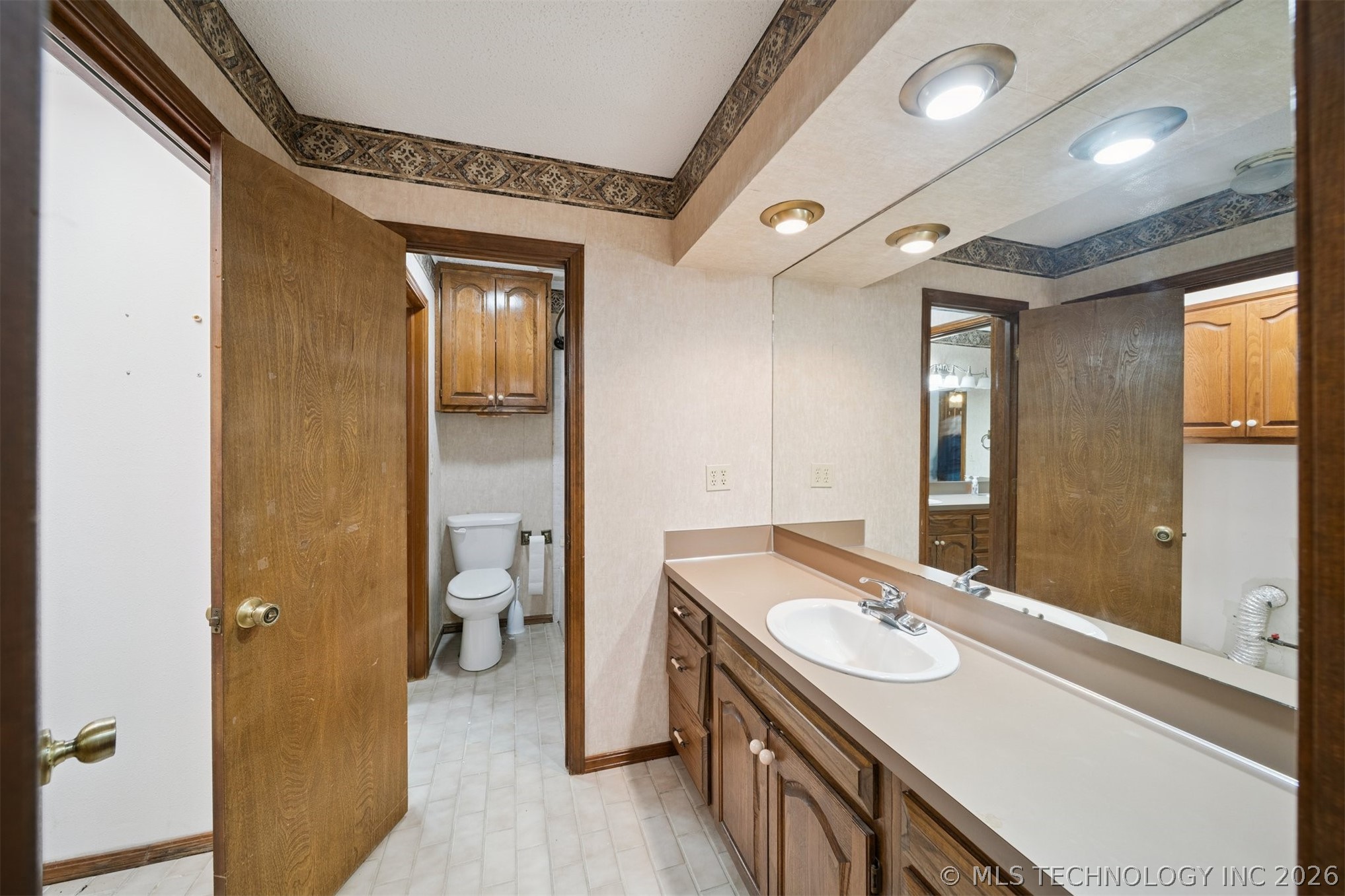 1601 Merlin Circle Property Photo 28