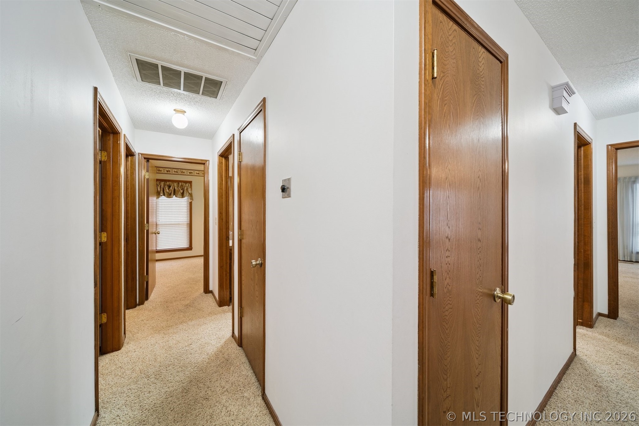 1601 Merlin Circle Property Photo 32