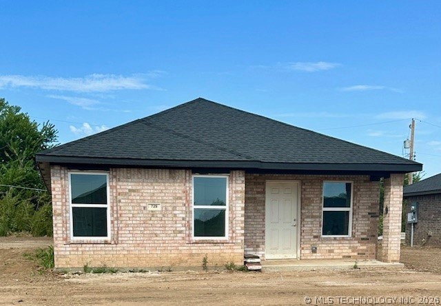 729 Elm Street Property Photo 2