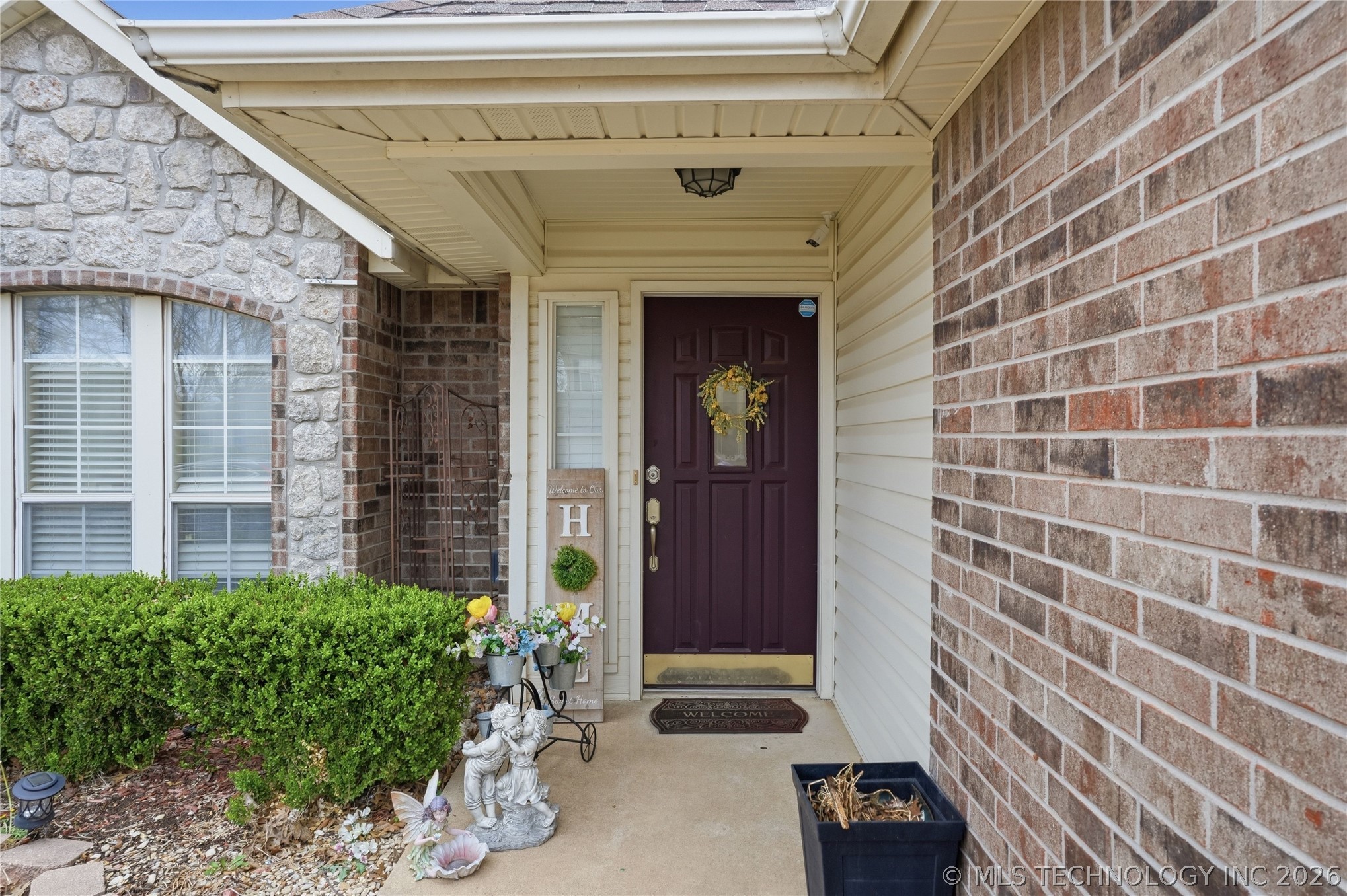 11421 S Mulberry Lane Property Photo 3