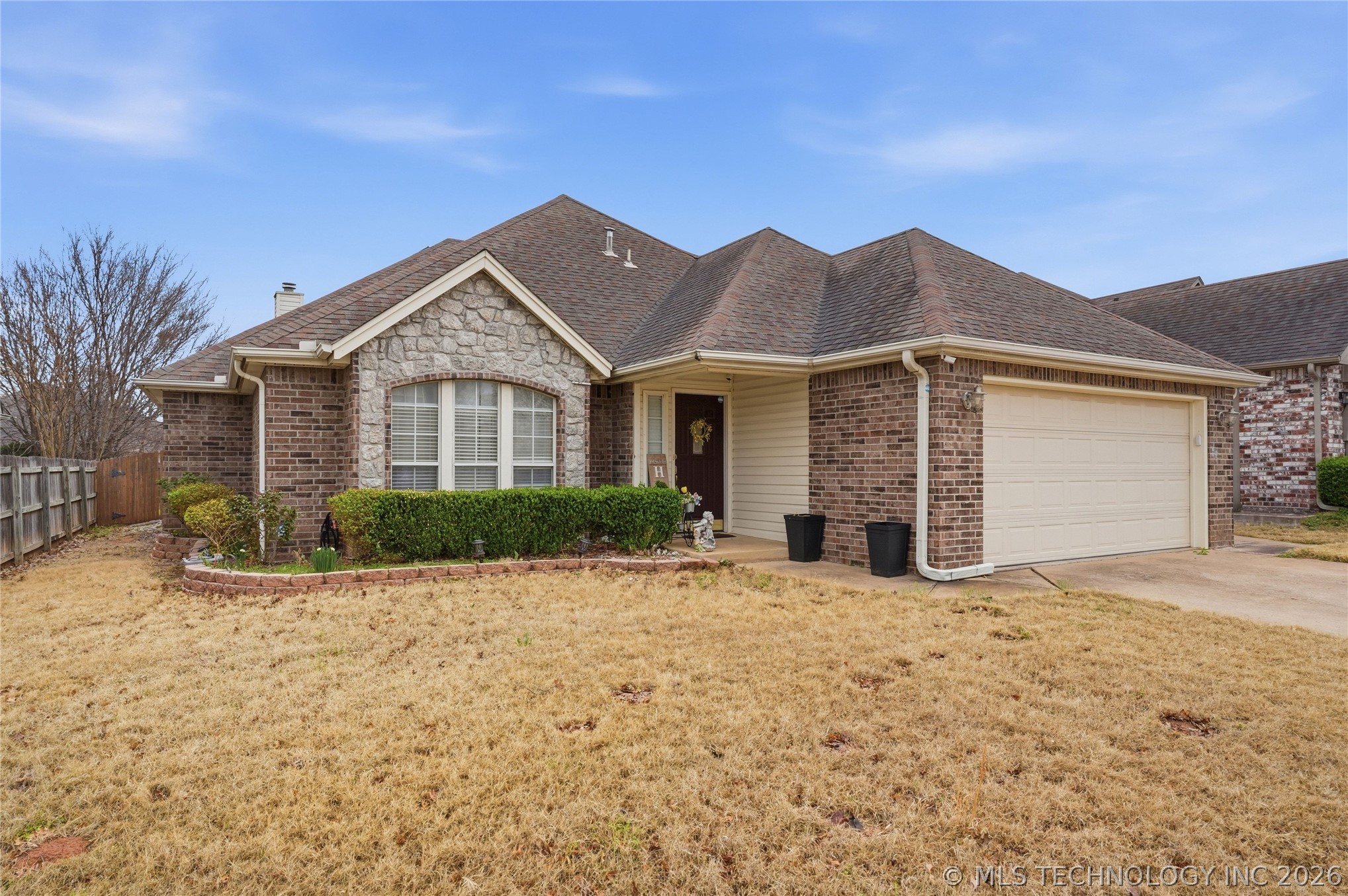 11421 S Mulberry Lane Property Photo 4