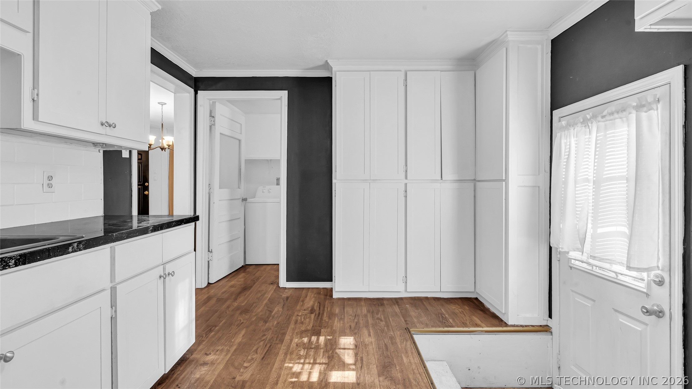 1731 Tower Drive Property Photo 10