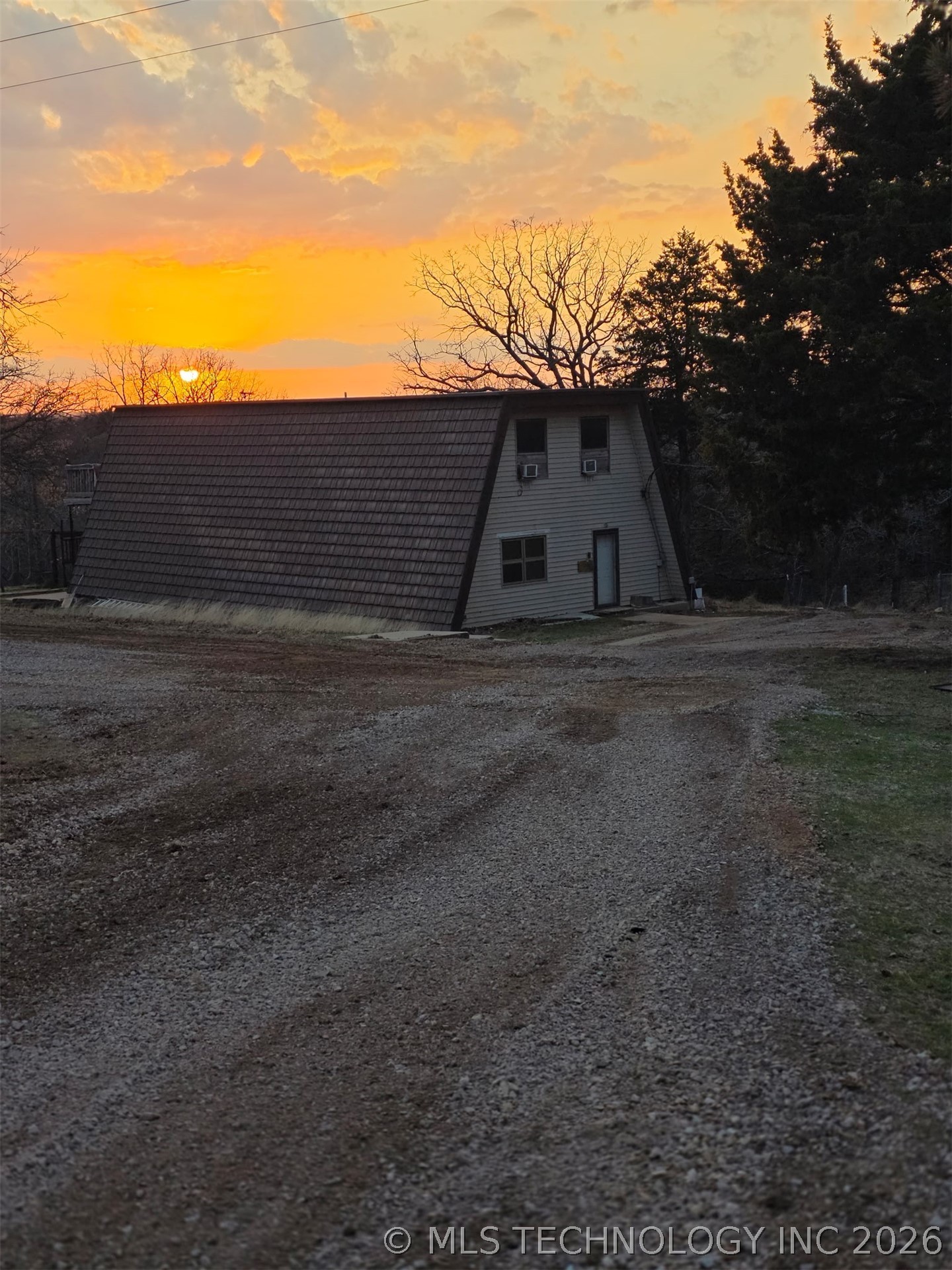 3662 Cooper Memorial Property Photo 13