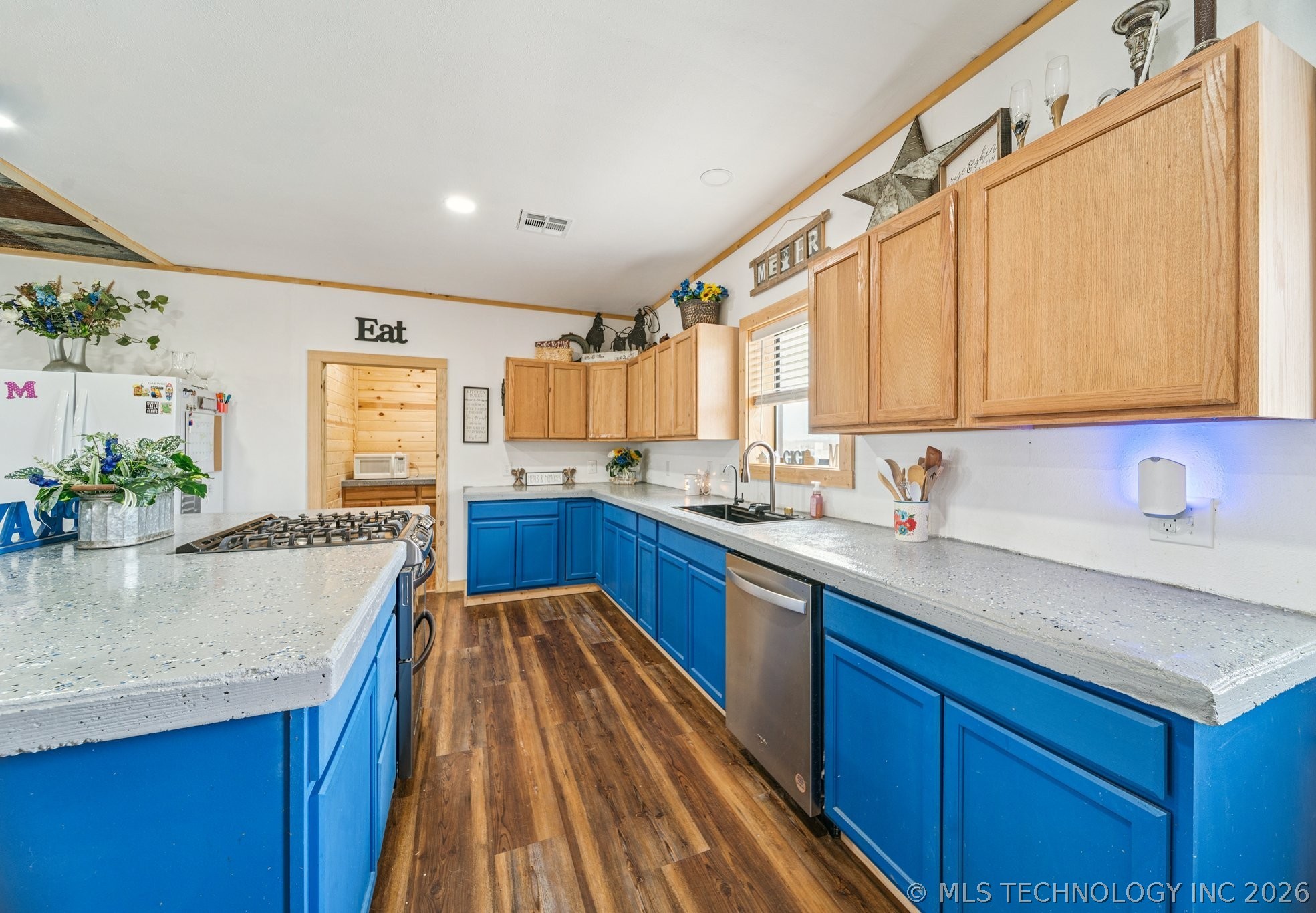 1450 W 520 Road Property Photo 8