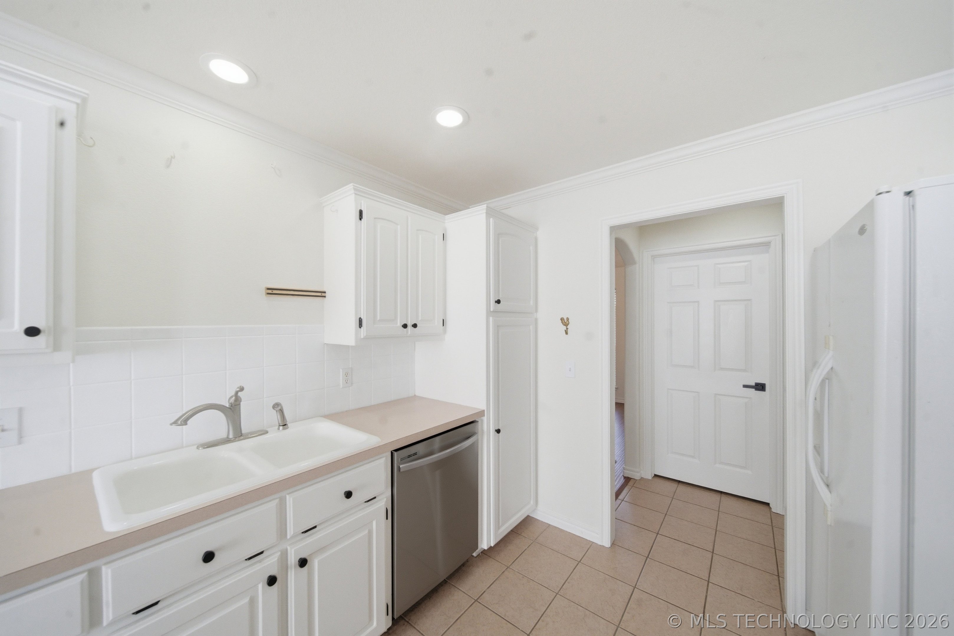8931 E 62nd Place S Property Photo 16