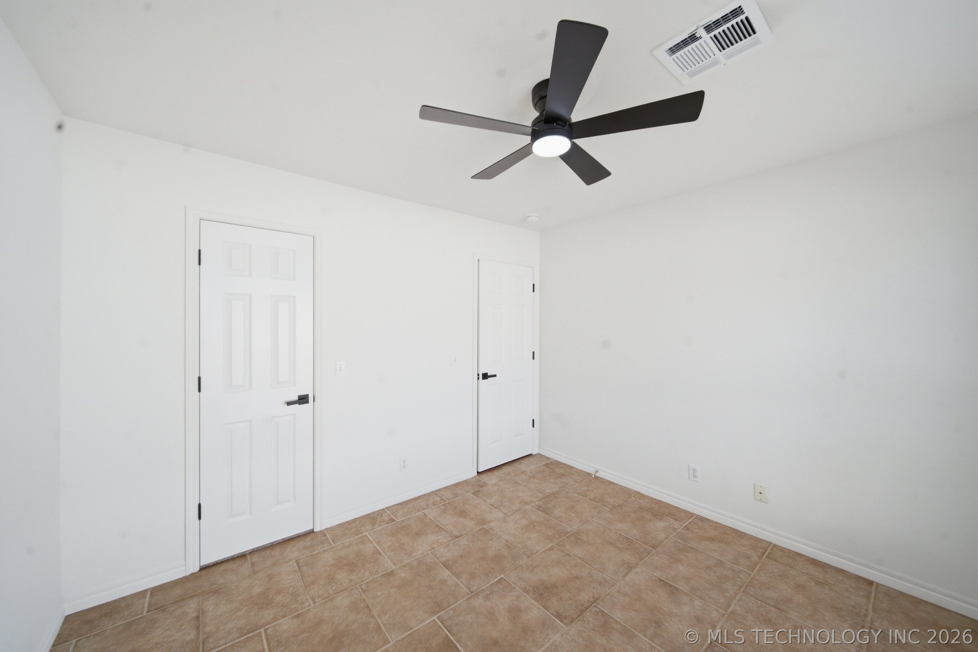 8931 E 62nd Place S Property Photo 27