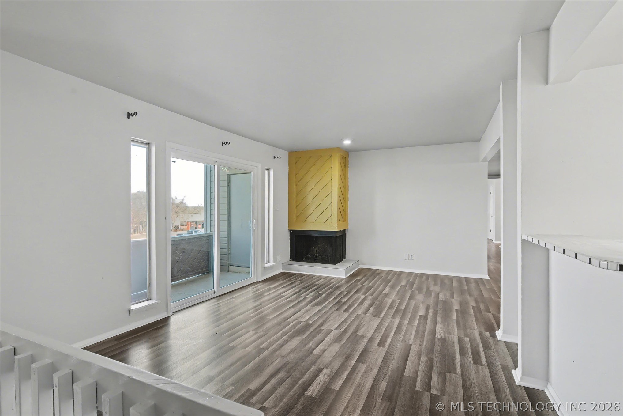7447 S Yale Street 226 Property Photo 7