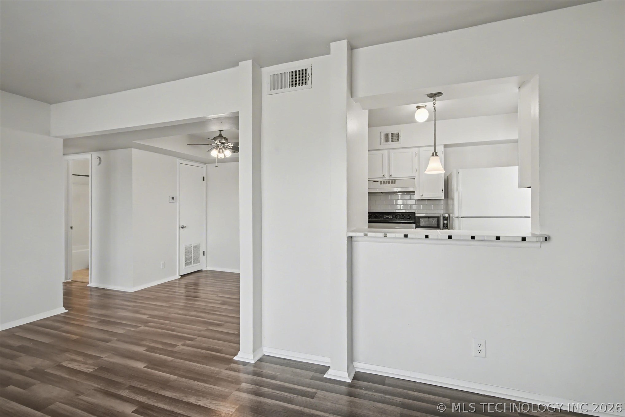 7447 S Yale Street 226 Property Photo 10