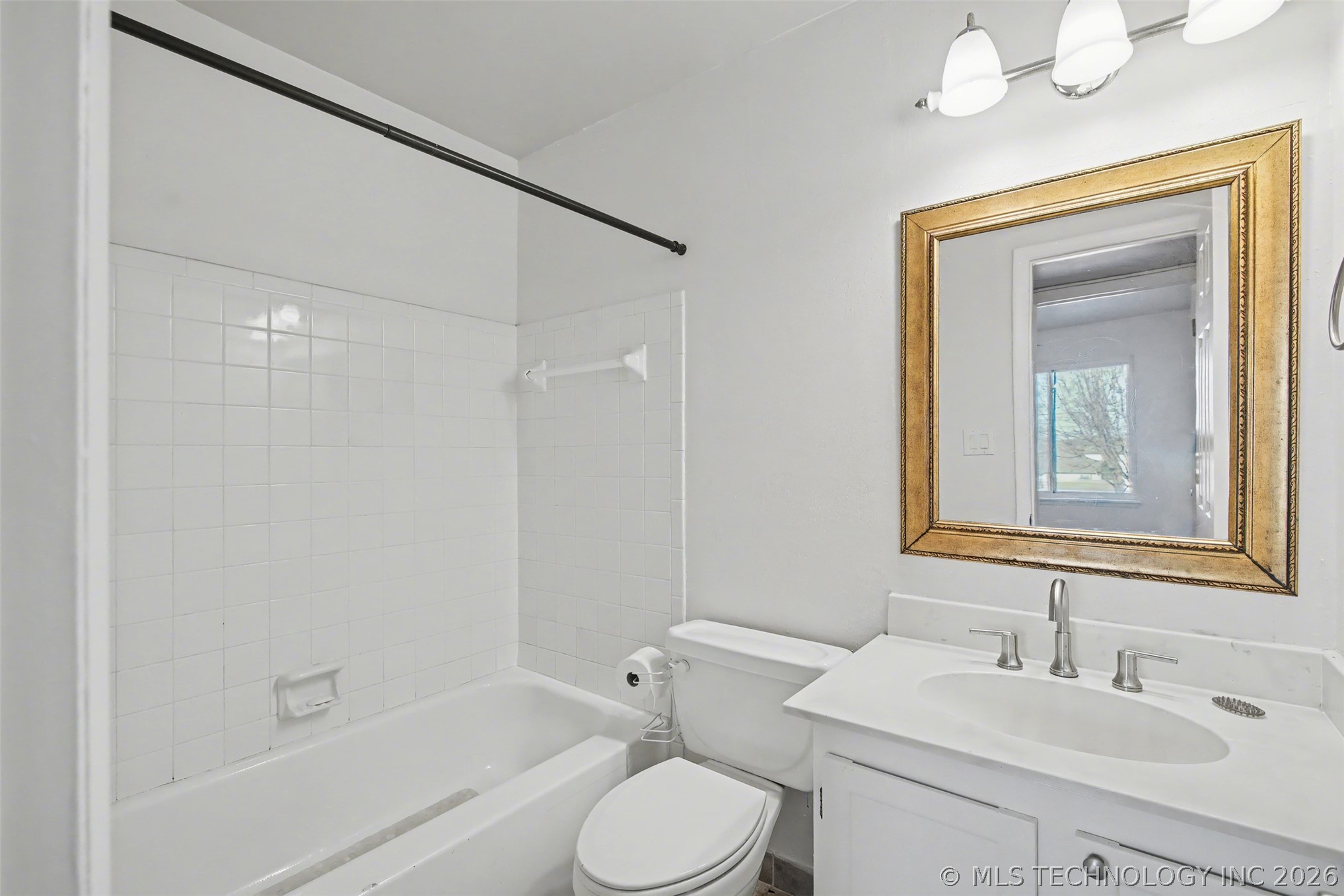 7447 S Yale Street 226 Property Photo 16