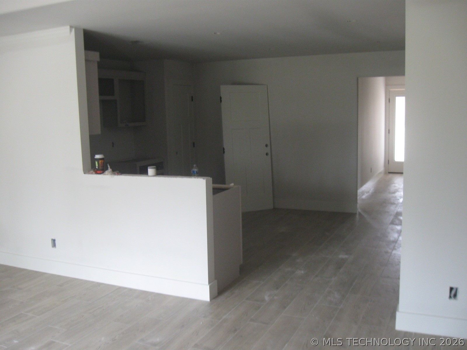831 S Wood Street Property Photo 2
