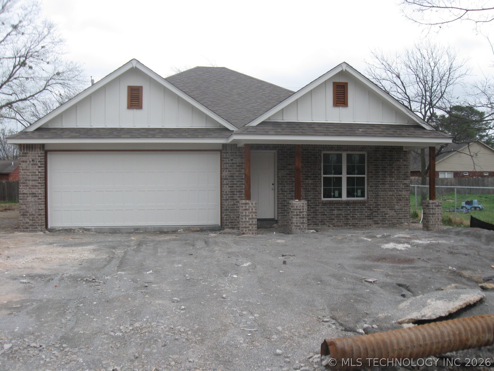 837 S Wood Street Property Photo 1