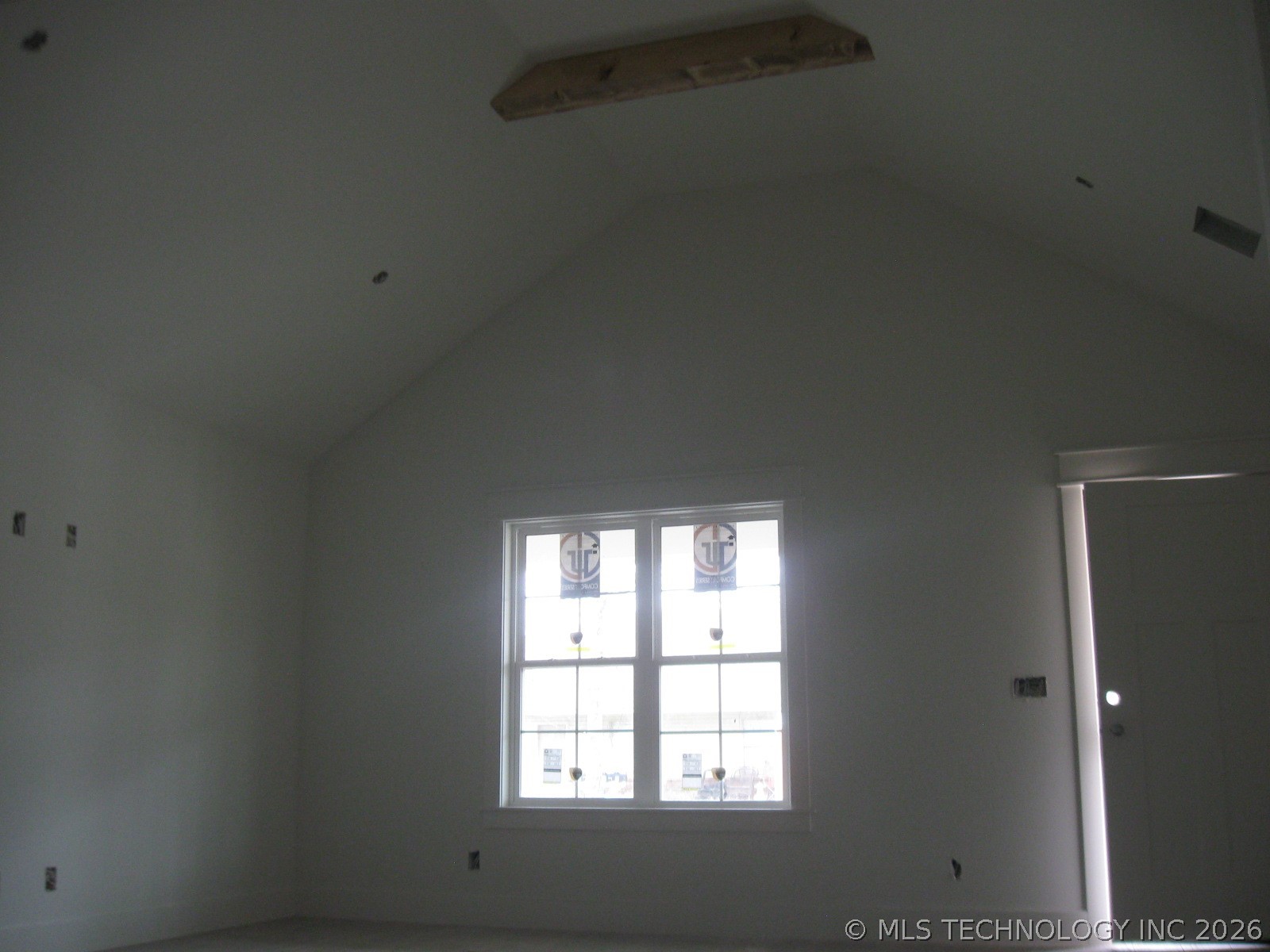 837 S Wood Street Property Photo 4