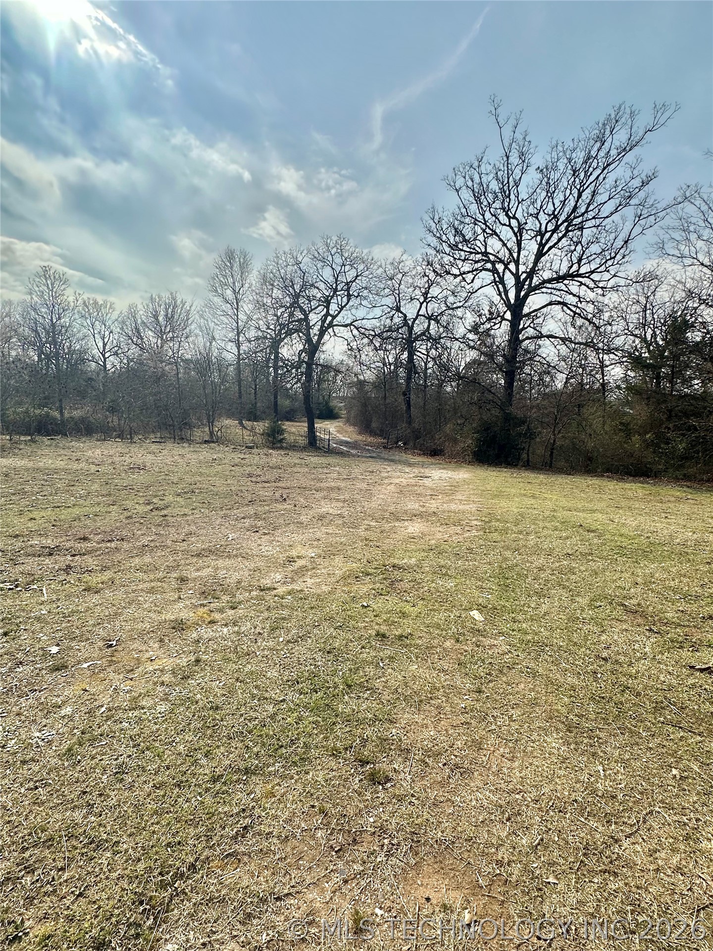 18870 County Line Road Property Photo 5