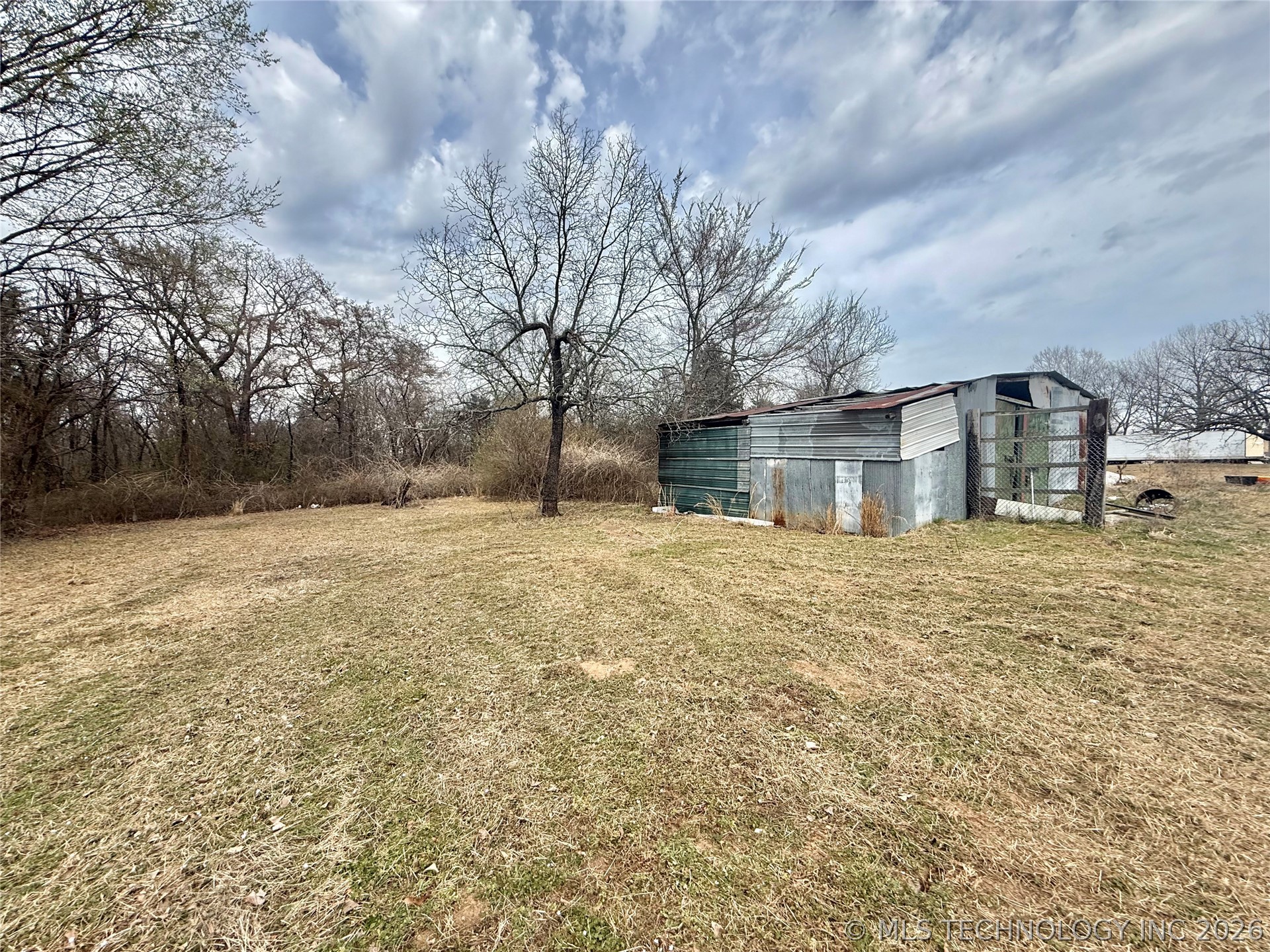 18870 County Line Road Property Photo 8