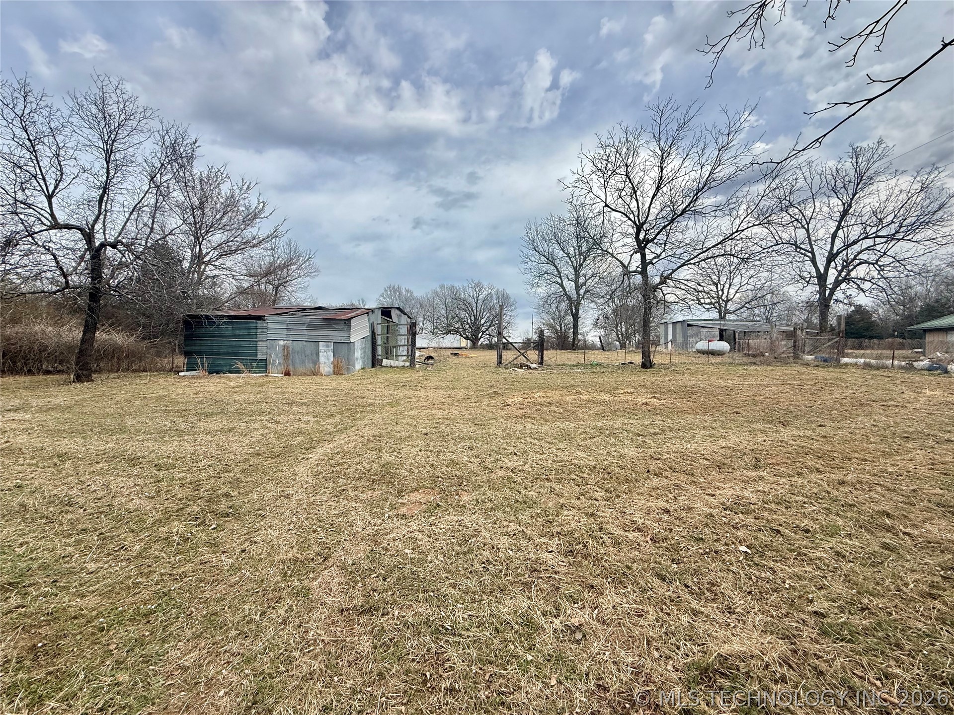 18870 County Line Road Property Photo 9