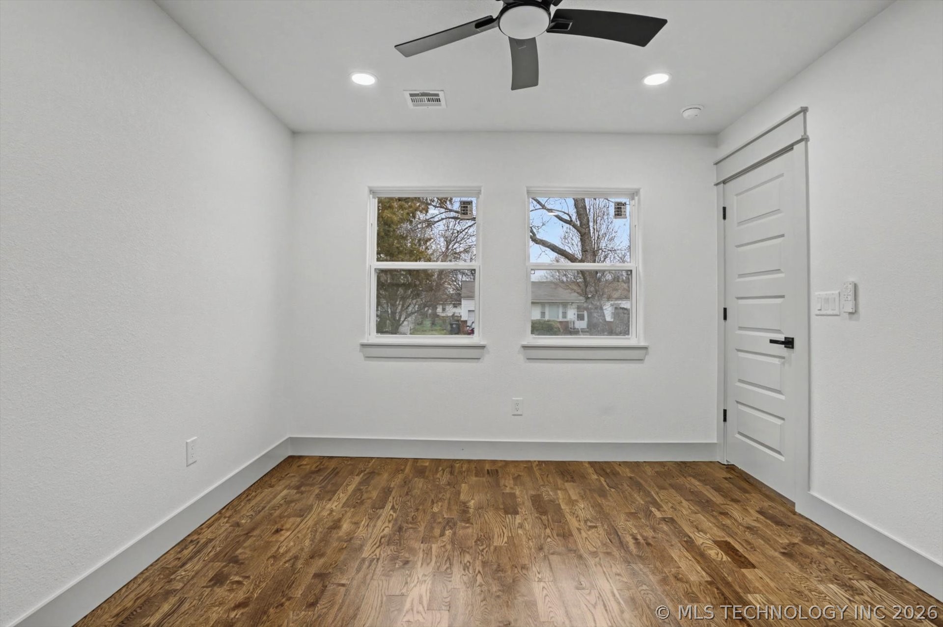 7348 E Marshall Place Property Photo 14