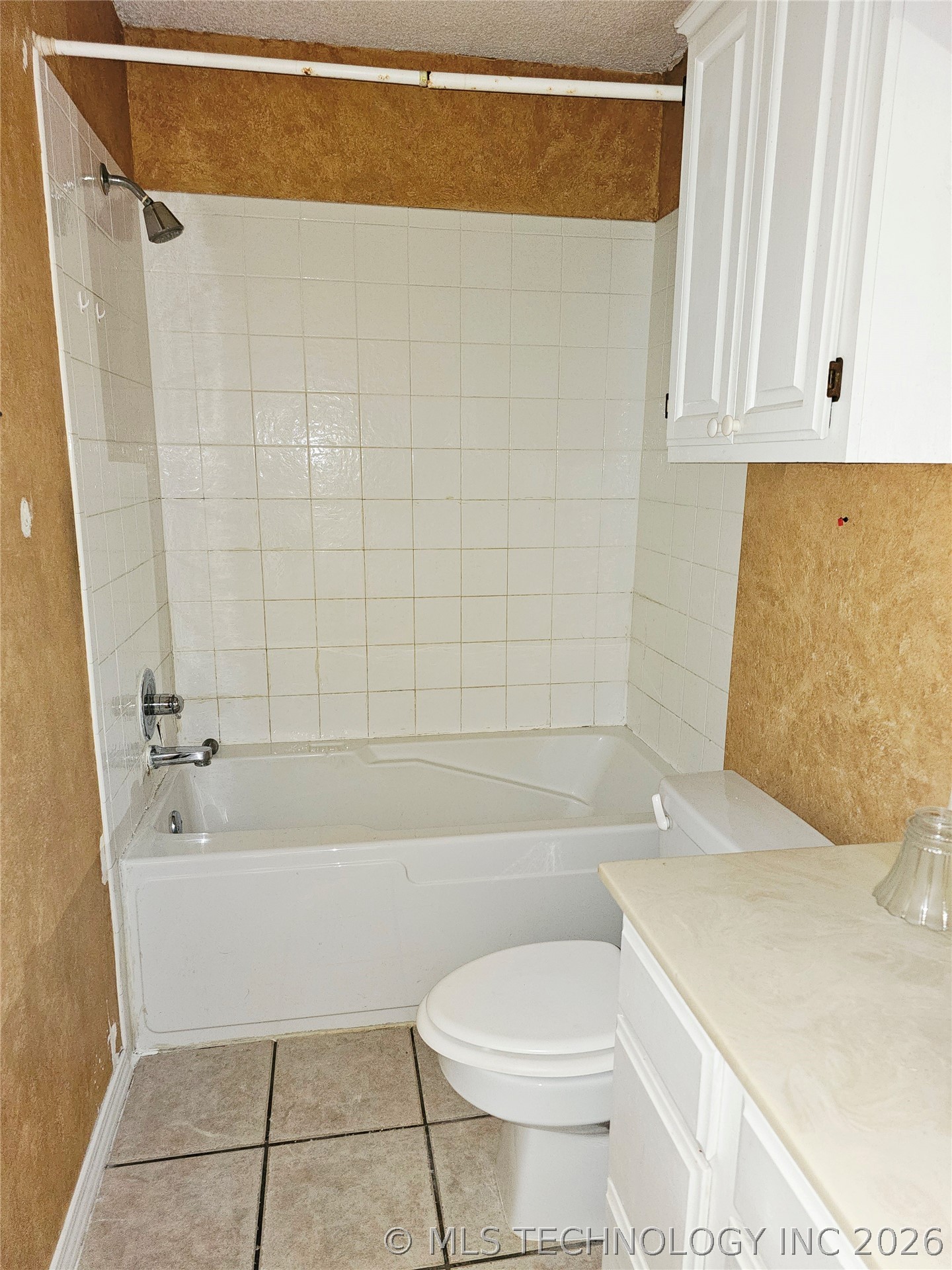 11877 E 61st Place Property Photo 8