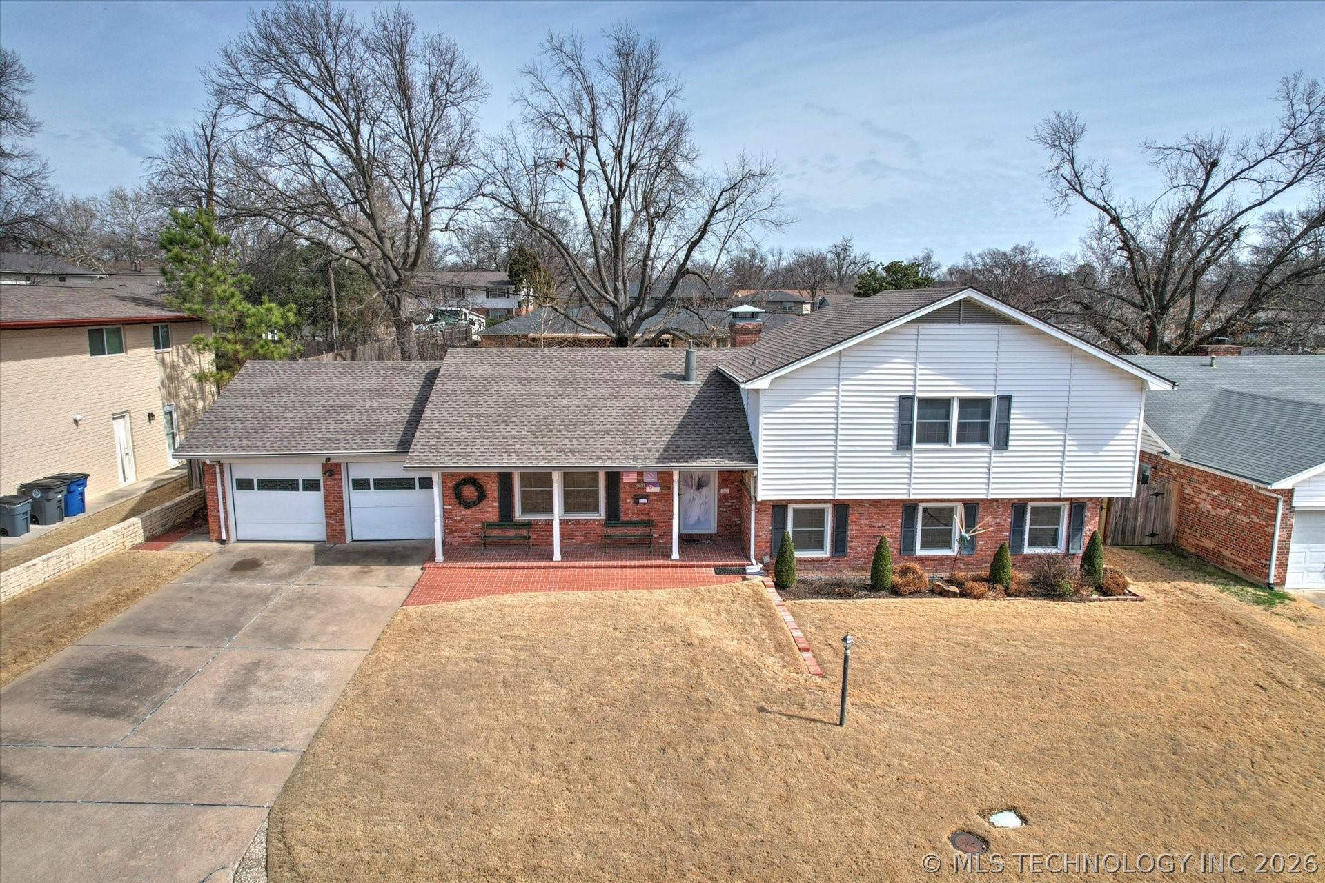 3755 S Braden Avenue Property Photo 2