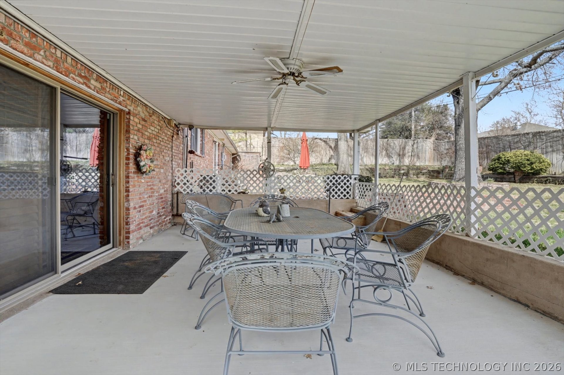 3755 S Braden Avenue Property Photo 18