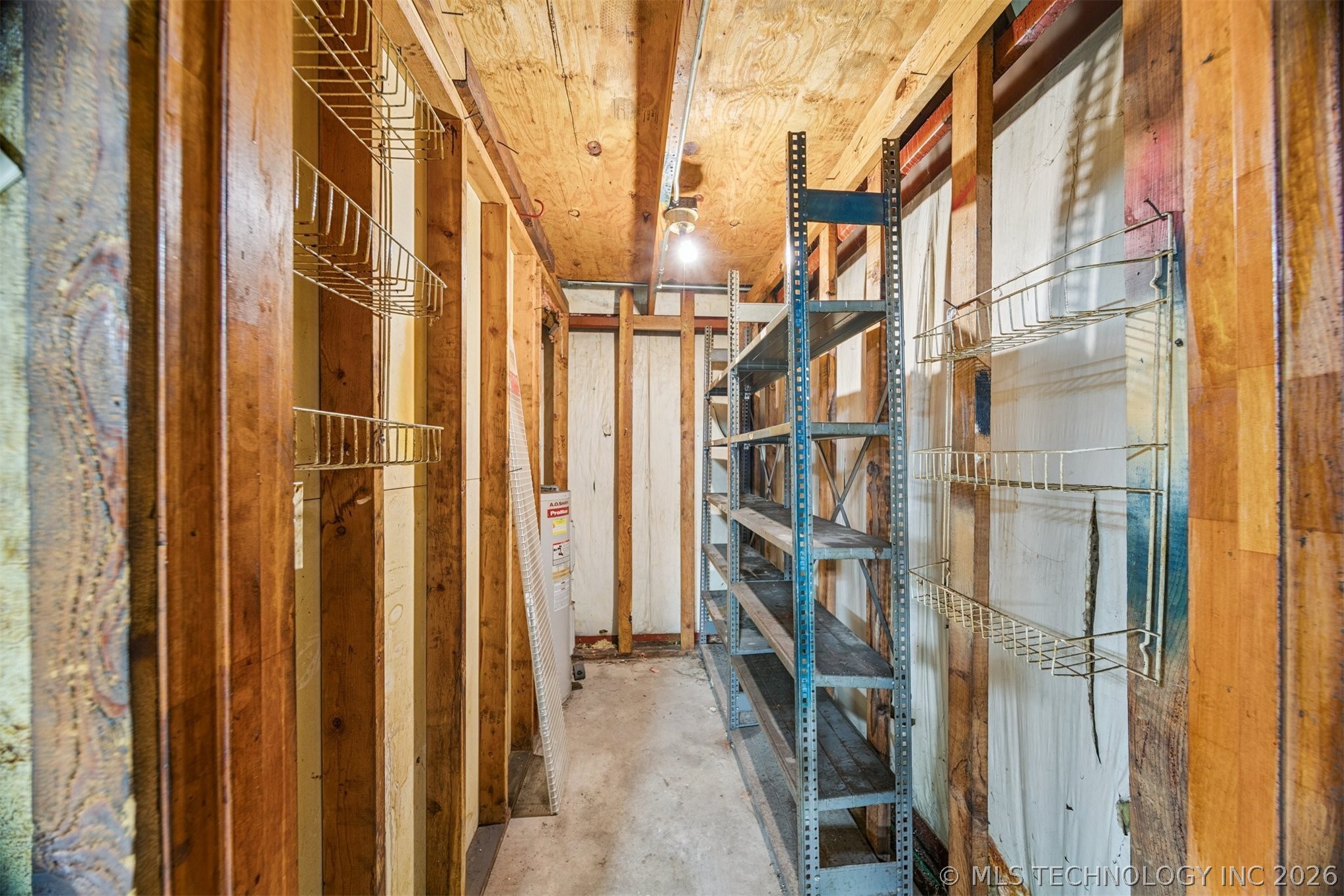 421 W Claremore Street Property Photo 19