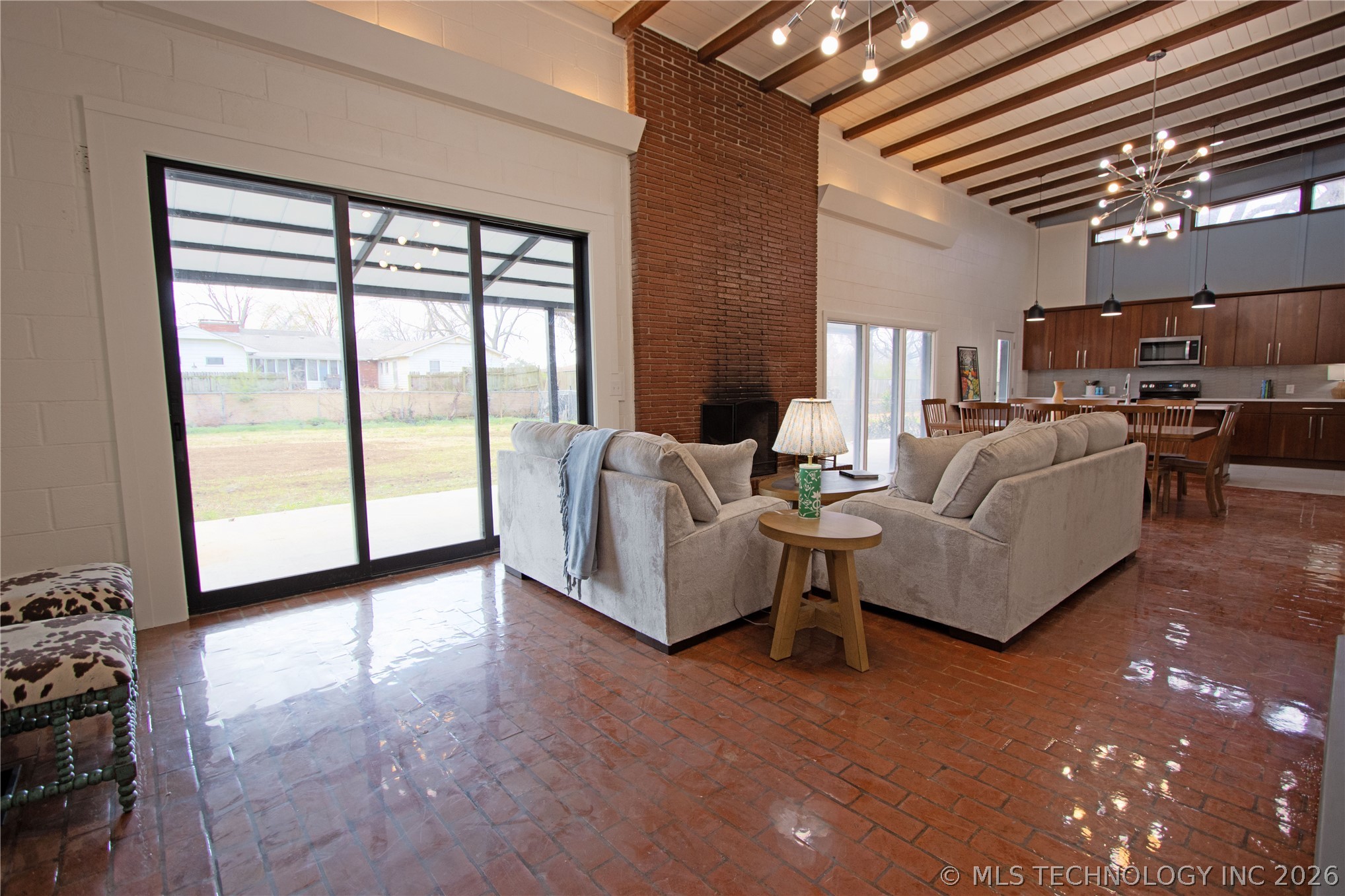 4701 Howard Street Property Photo 6