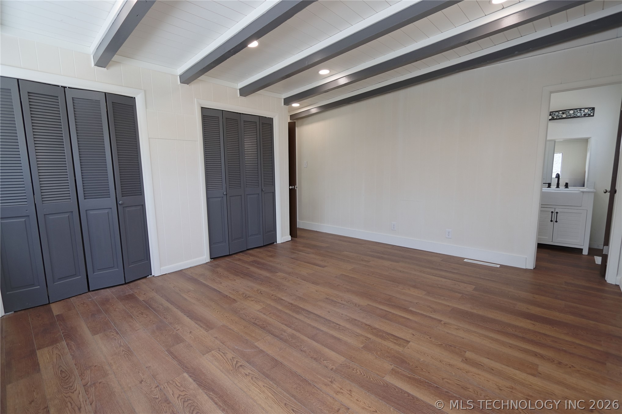4701 Howard Street Property Photo 19