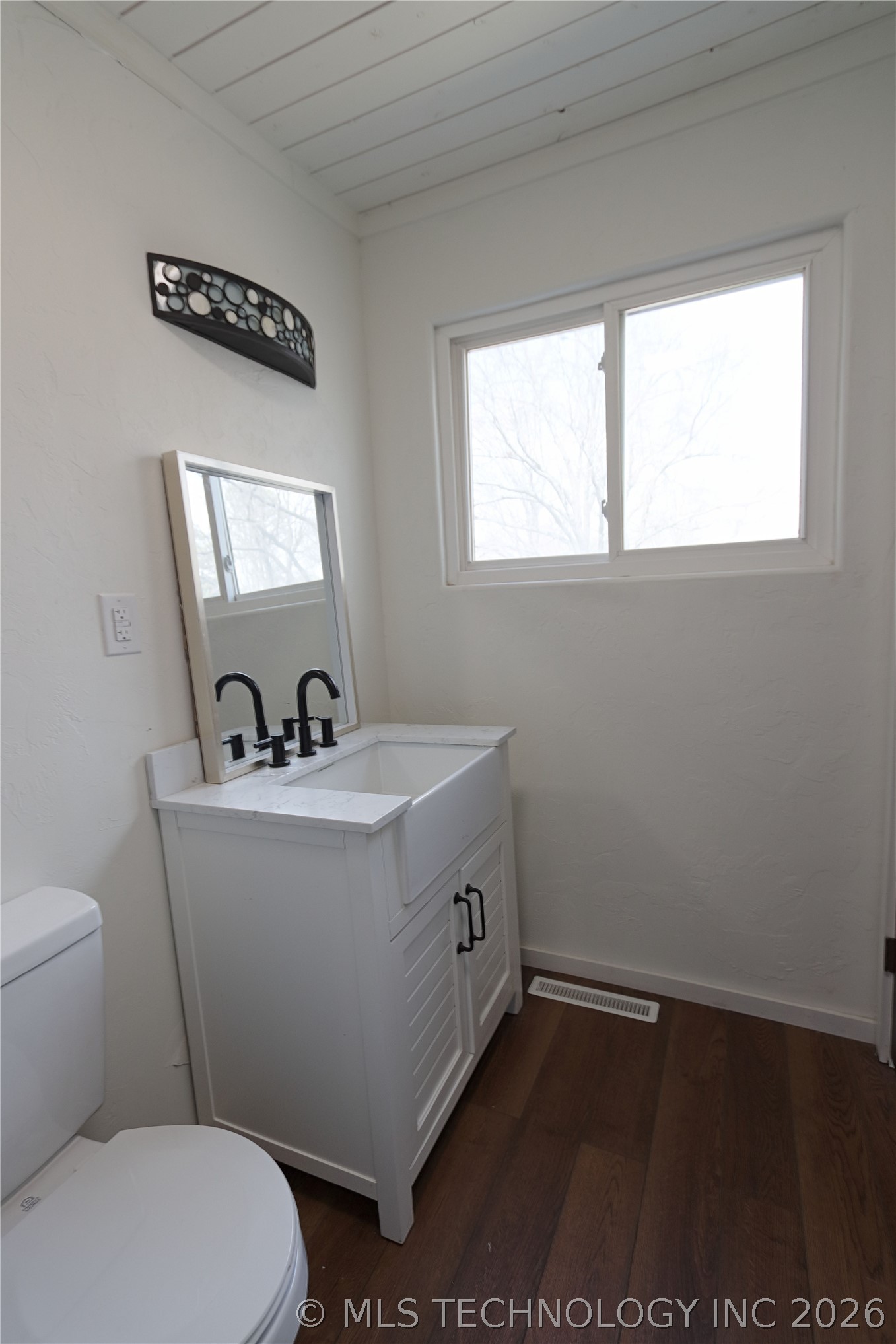 4701 Howard Street Property Photo 23