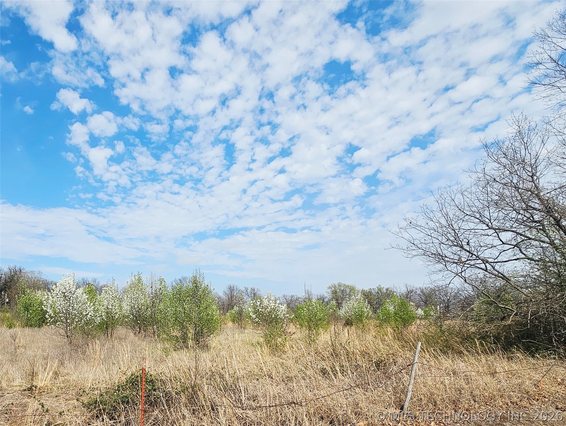3 E 500 Road Property Photo 3