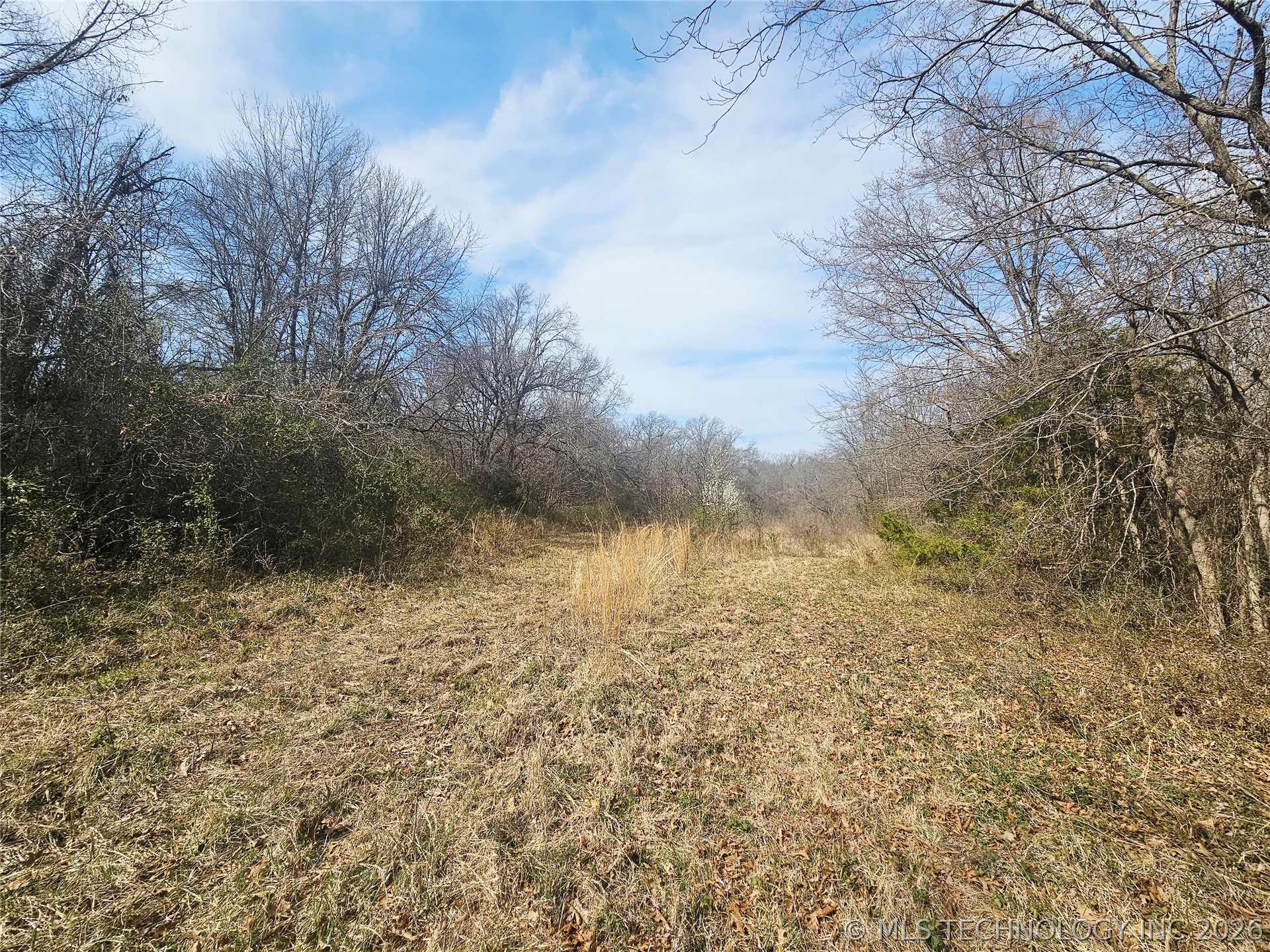 3 E 500 Road Property Photo 4