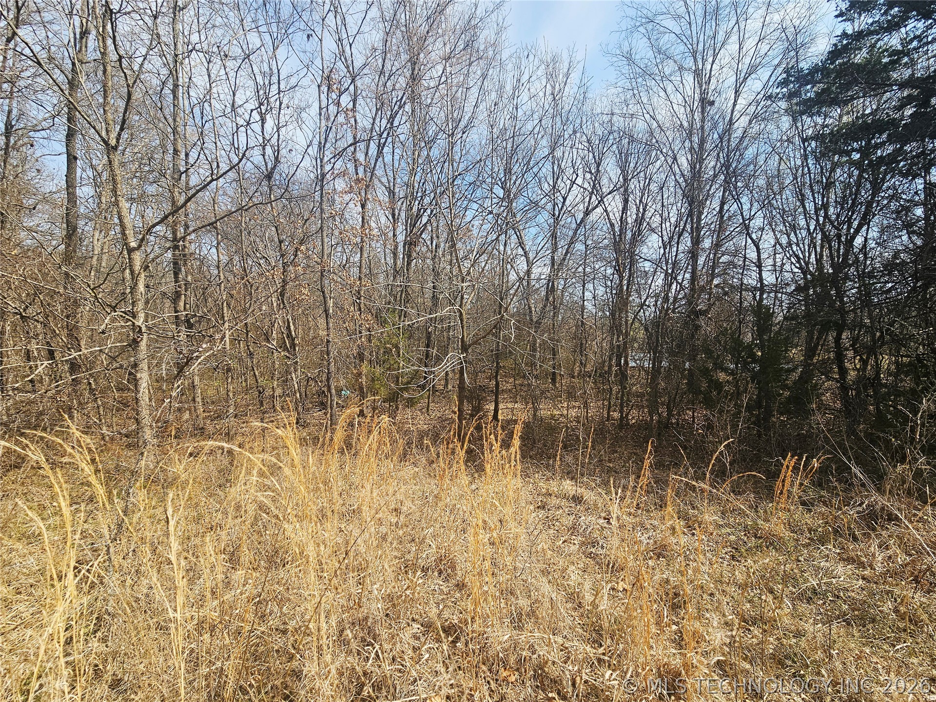 3 E 500 Road Property Photo 5
