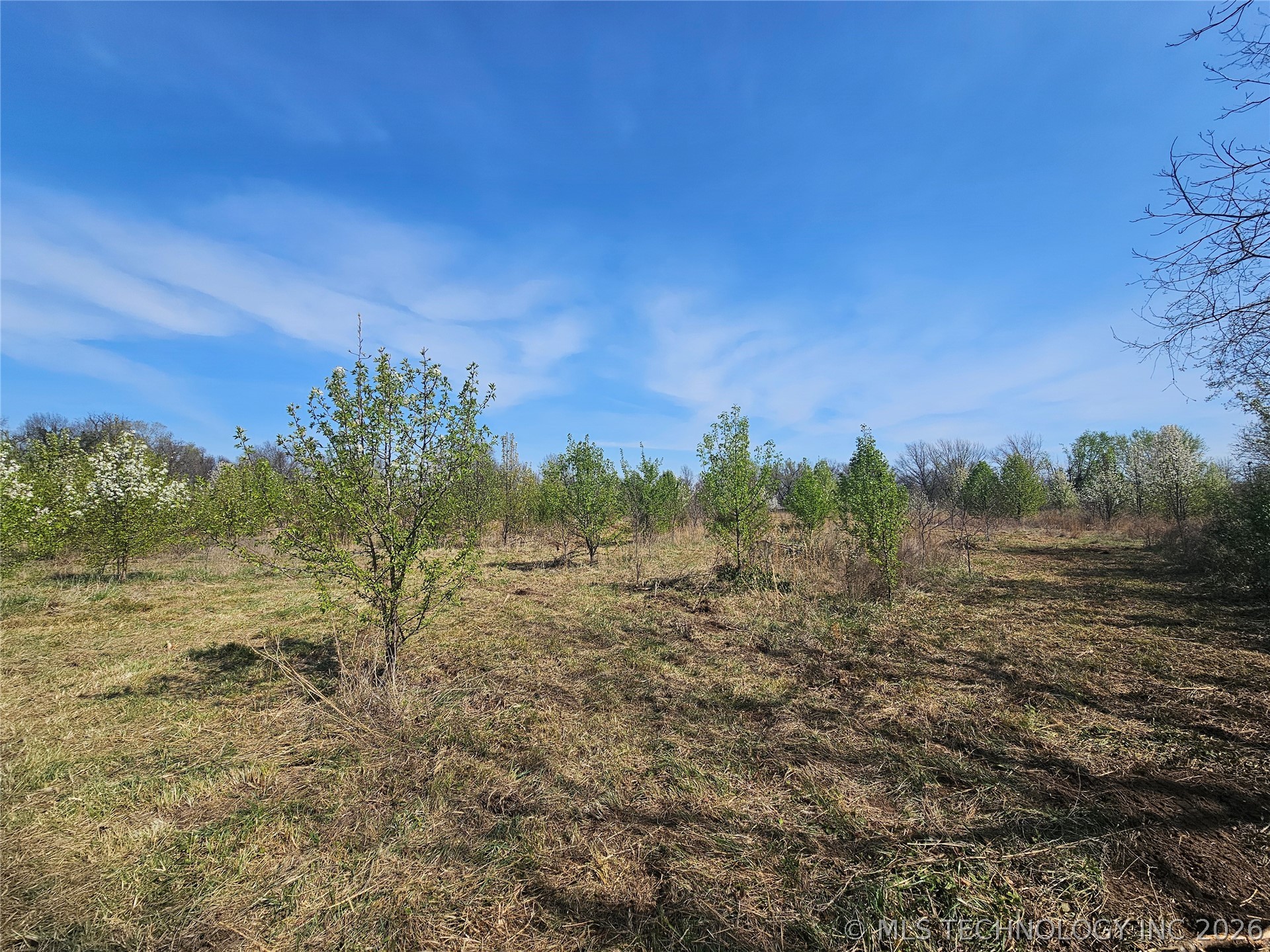 3 E 500 Road Property Photo 6