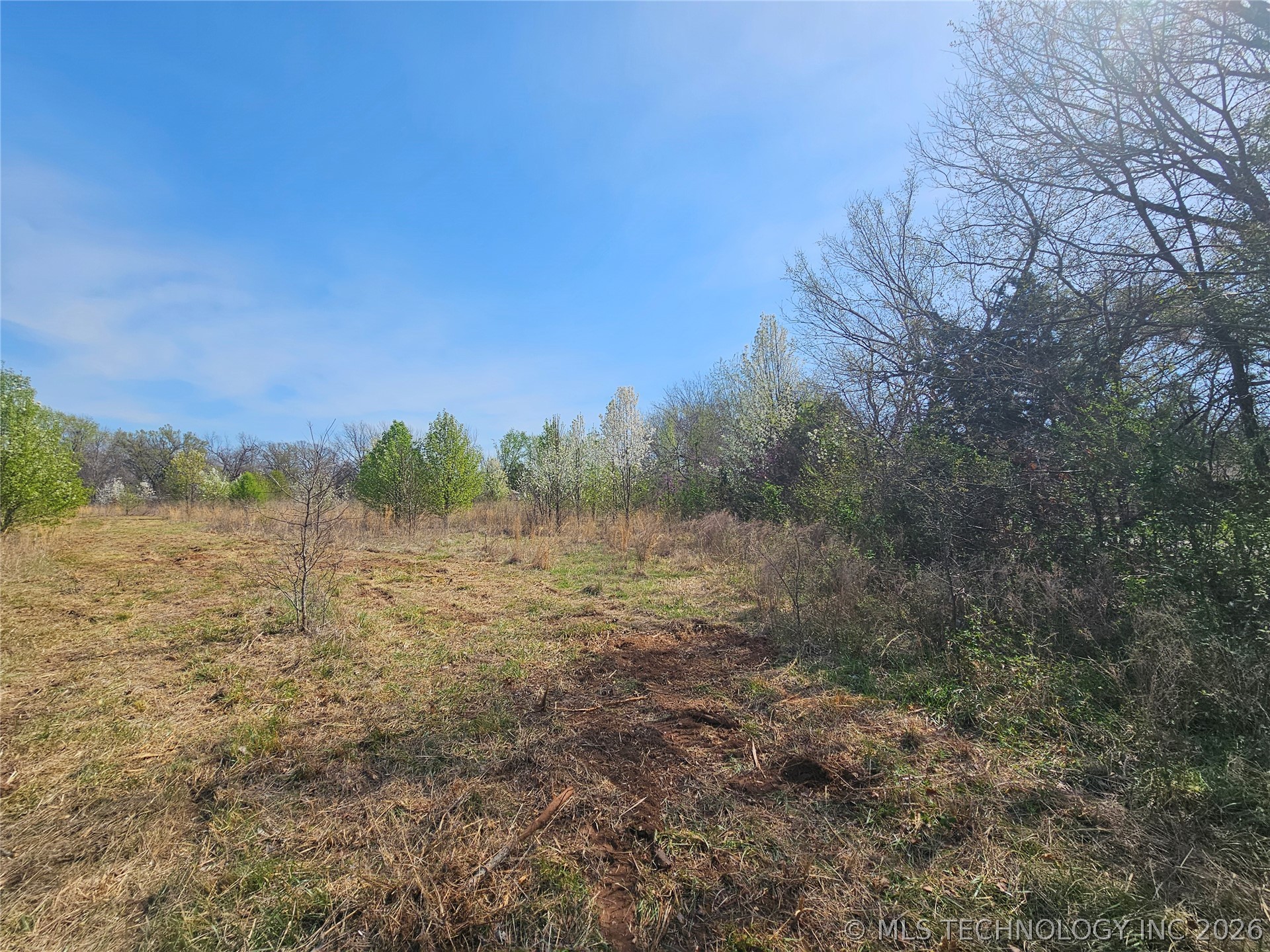 4 E 500 Road Property Photo 10