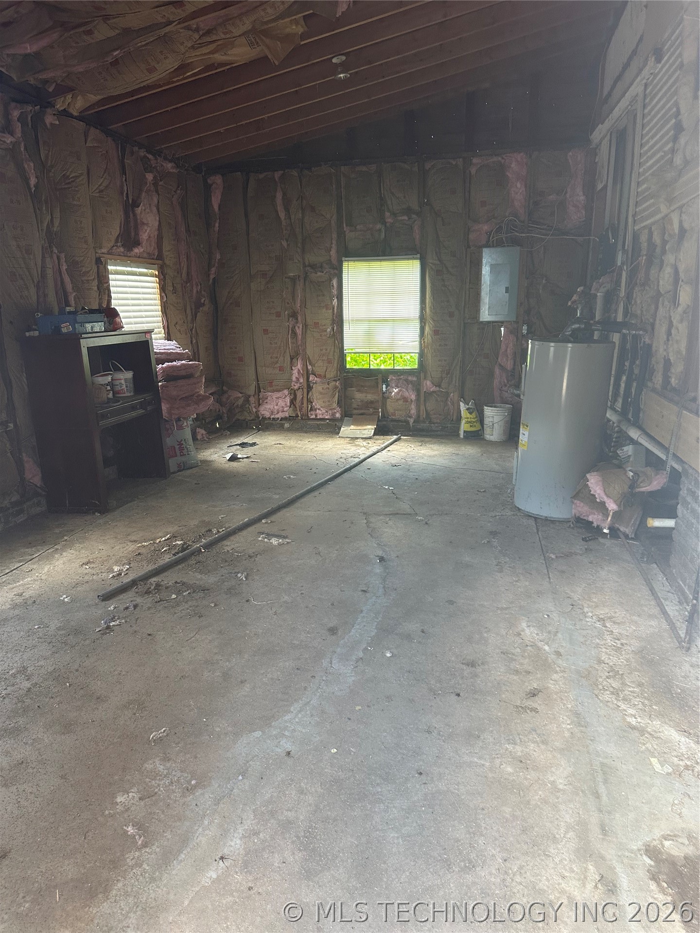 512 W Franklin Property Photo 15