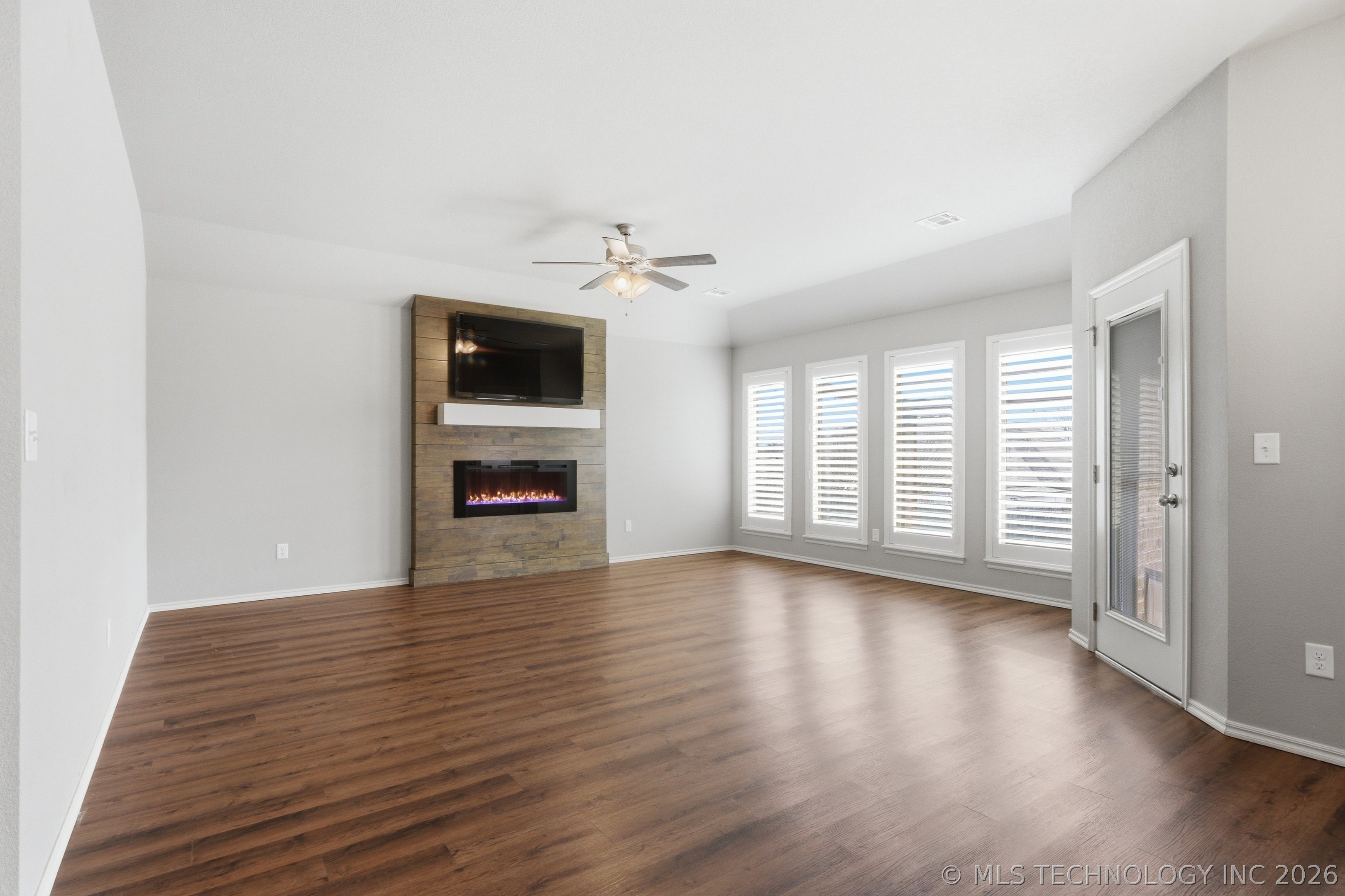 2419 W Little Rock Court S Property Photo 9