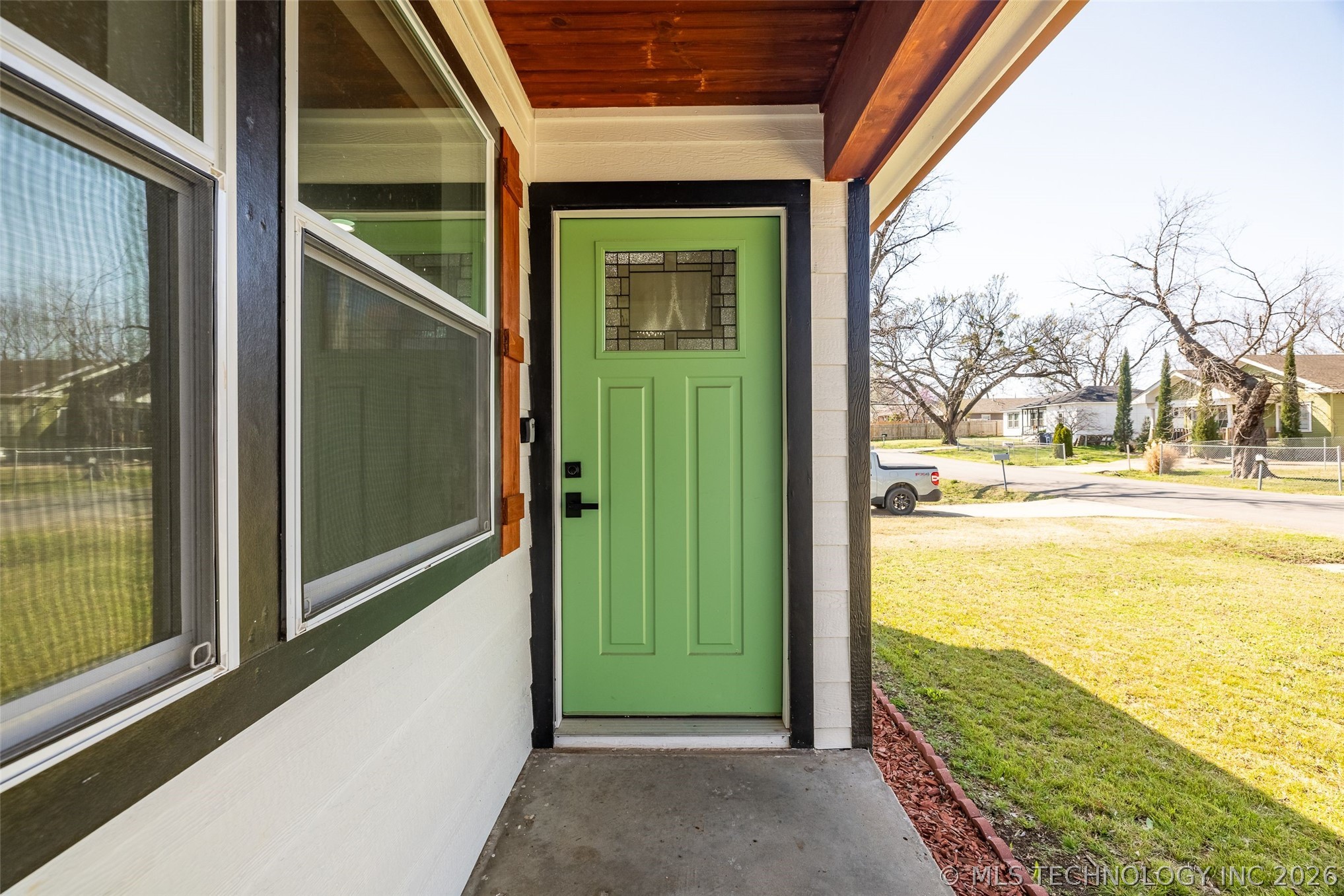 1645 N College Avenue Property Photo 14