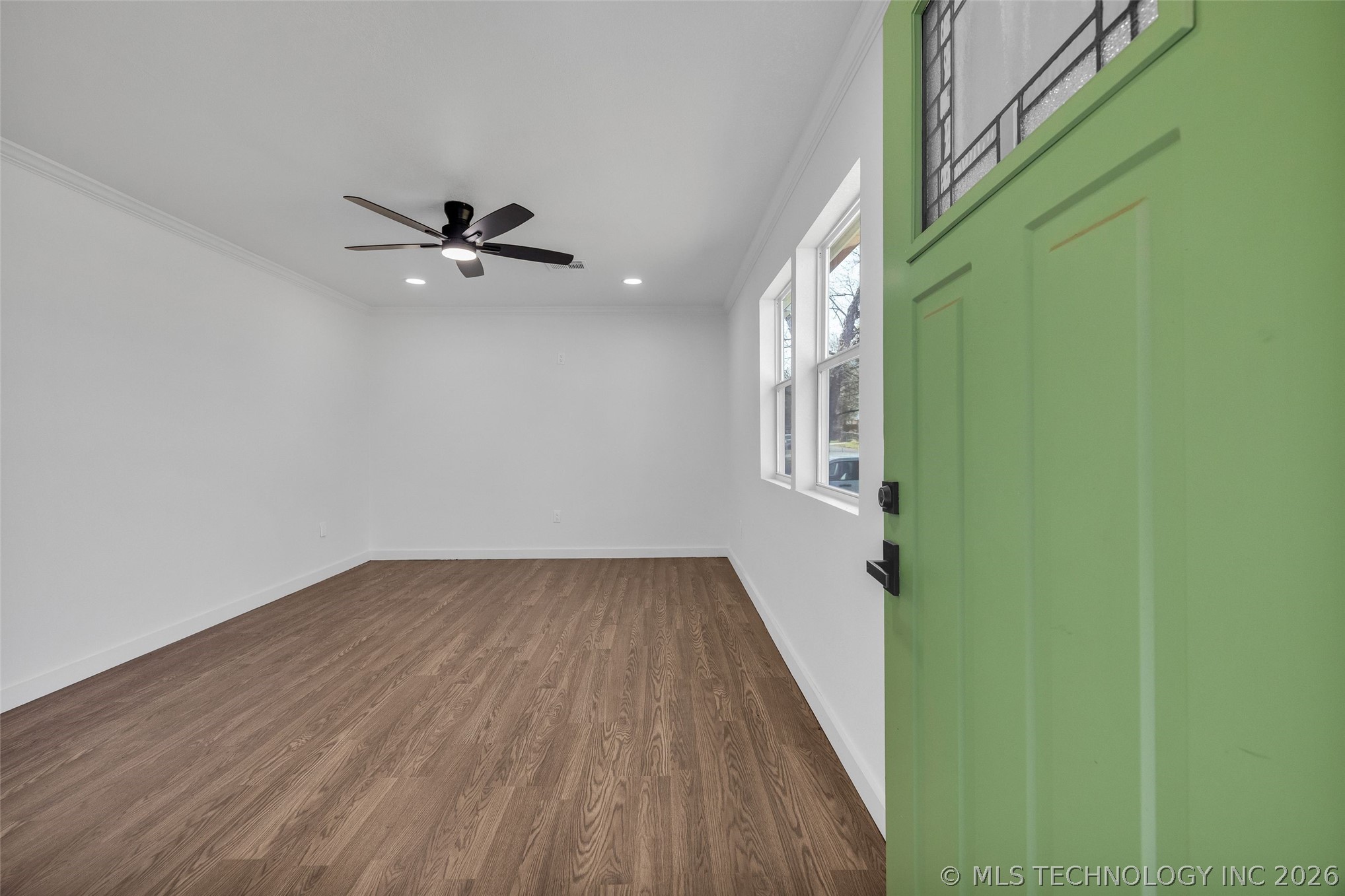 1645 N College Avenue Property Photo 15