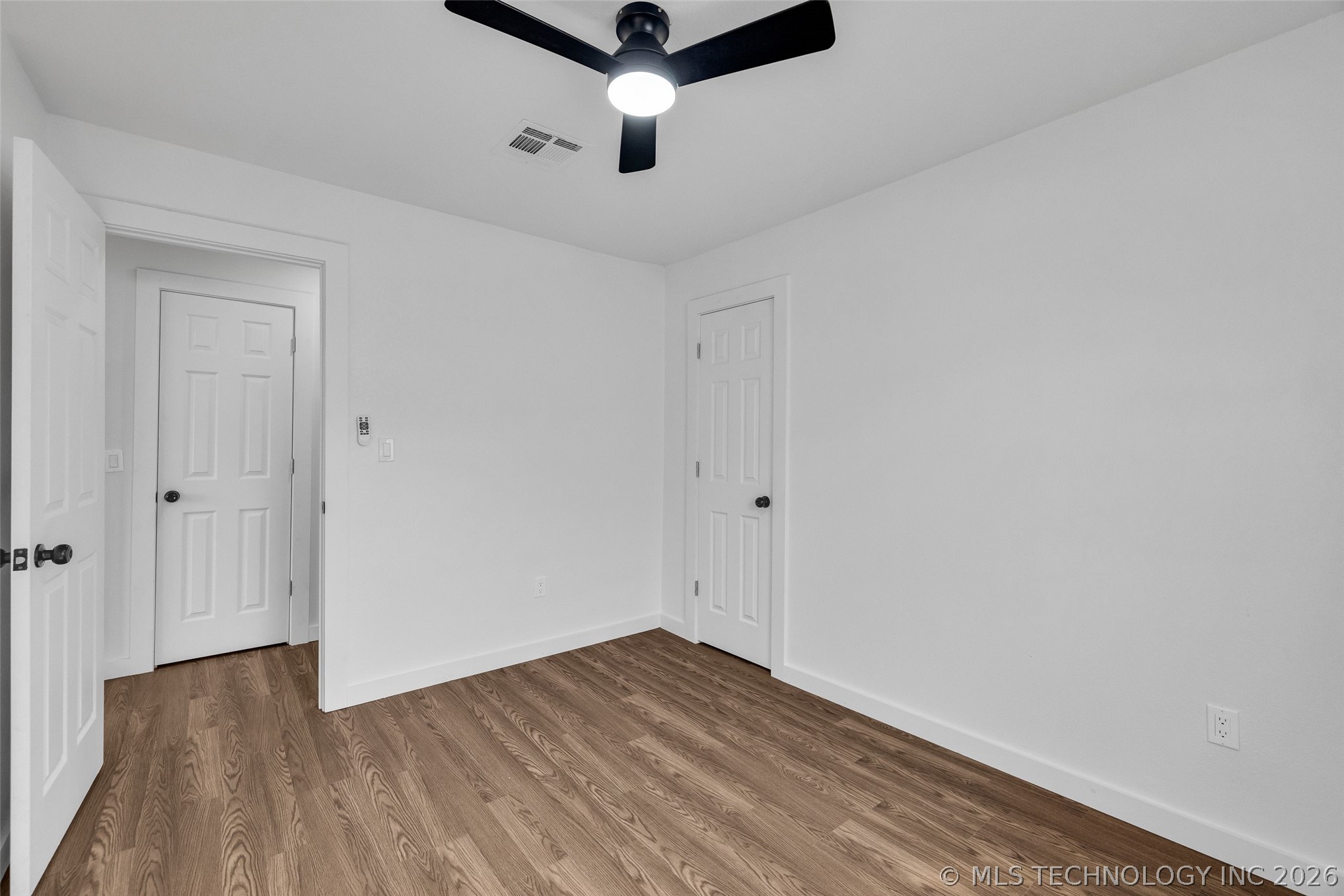 1645 N College Avenue Property Photo 34