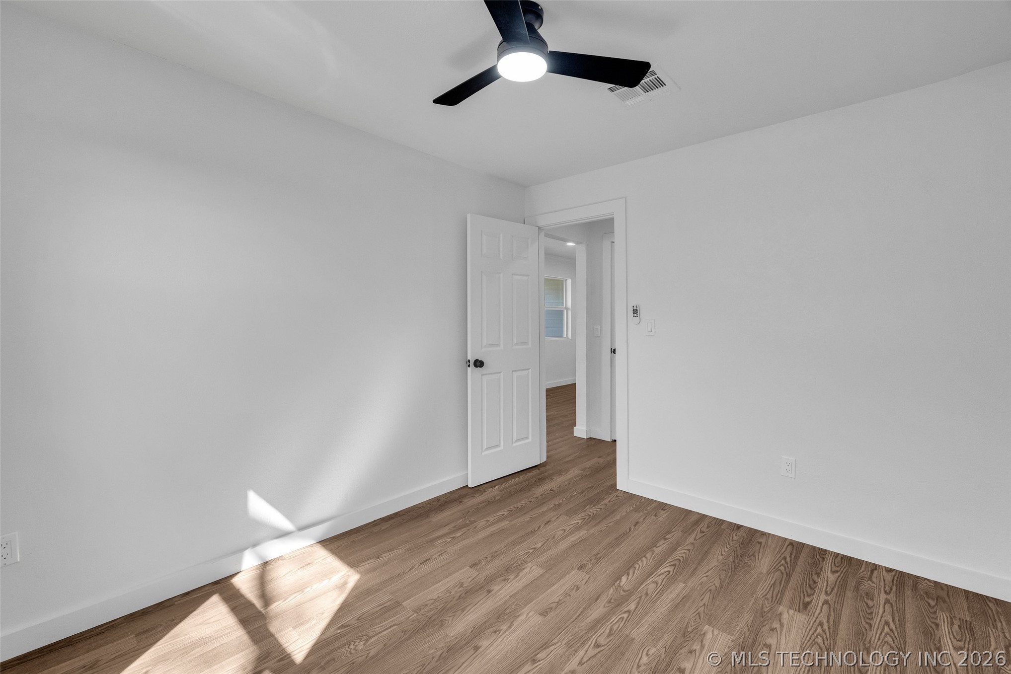 1645 N College Avenue Property Photo 35