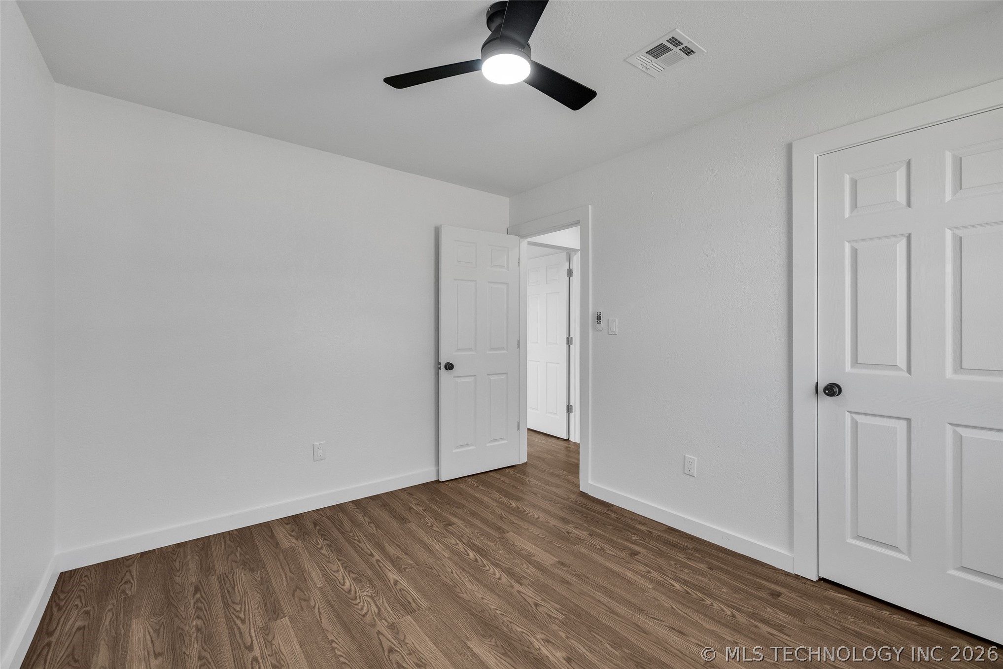 1645 N College Avenue Property Photo 44