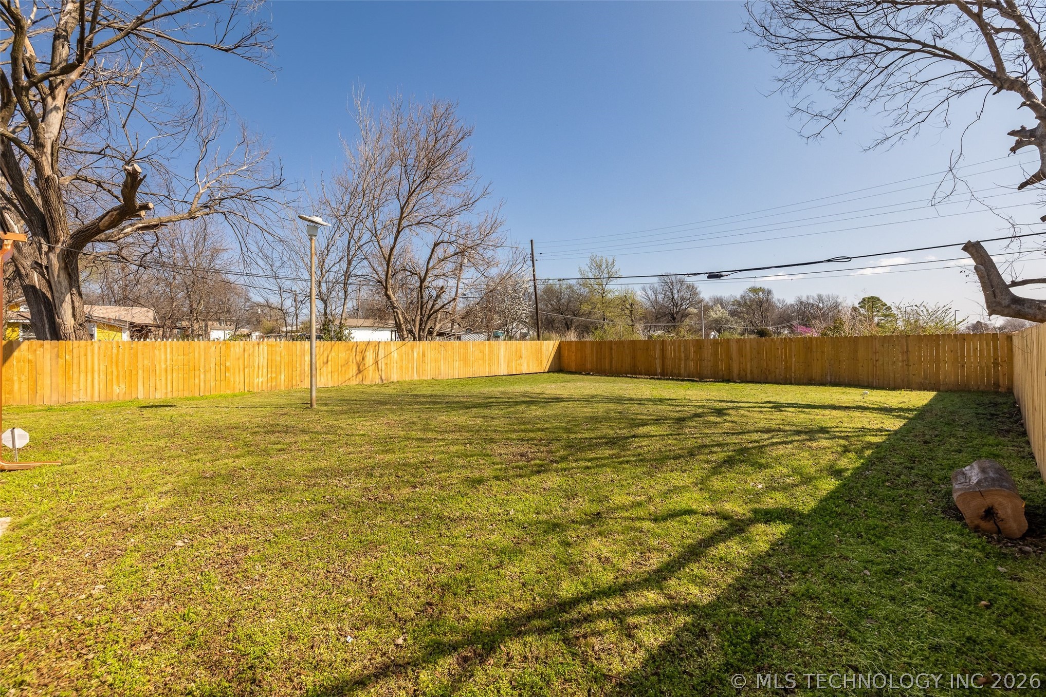 1645 N College Avenue Property Photo 55