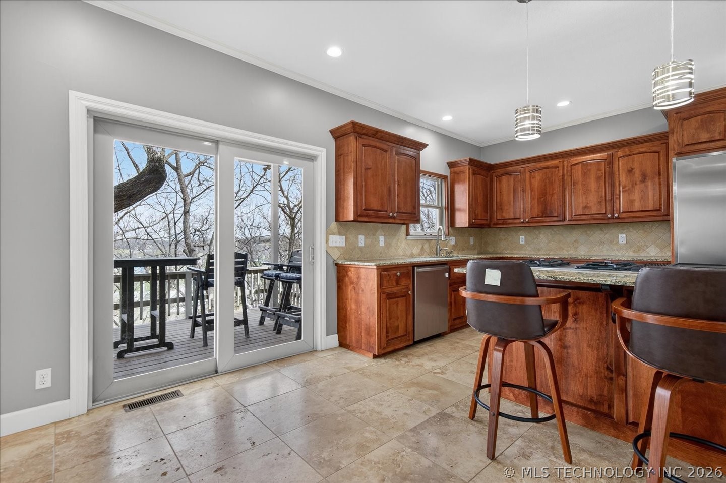 618 Kenwood Drive Property Photo 10