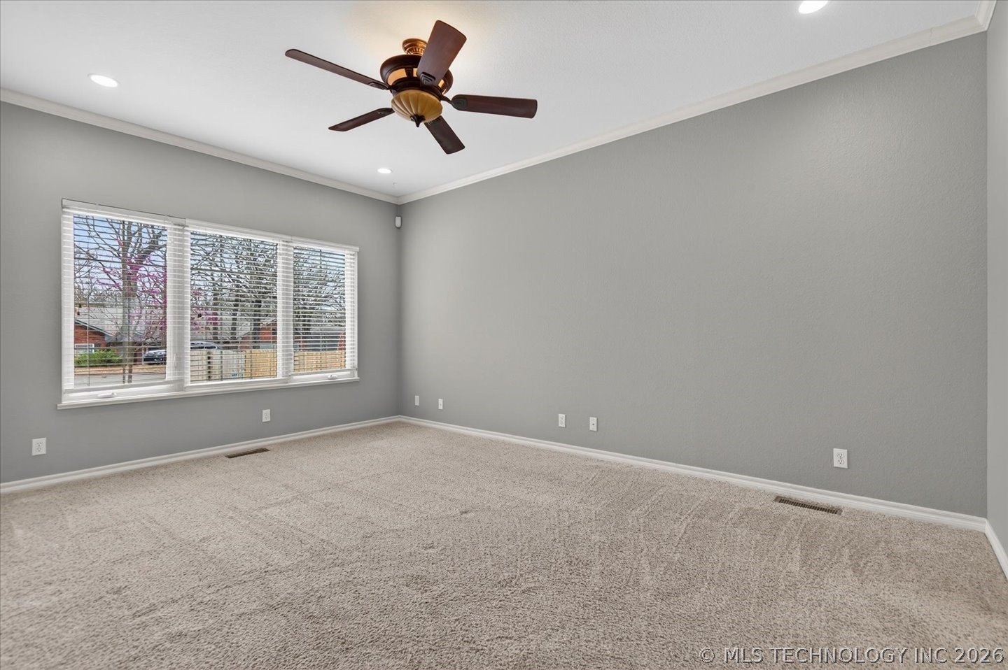 618 Kenwood Drive Property Photo 15