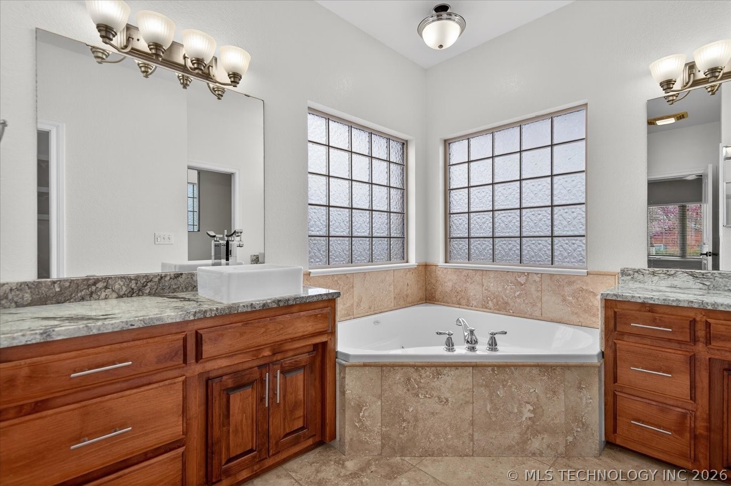 618 Kenwood Drive Property Photo 18
