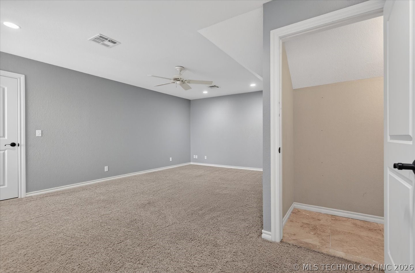 618 Kenwood Drive Property Photo 30
