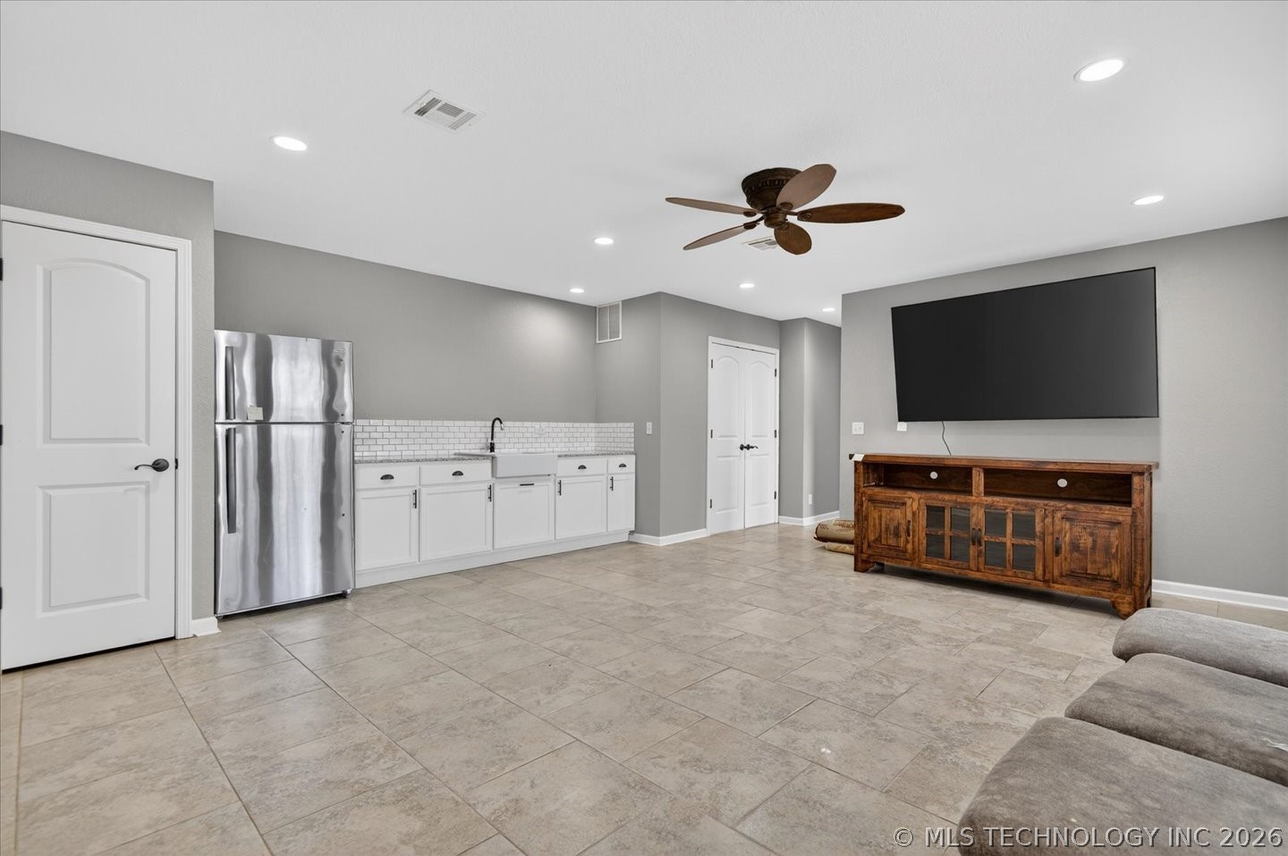 618 Kenwood Drive Property Photo 33